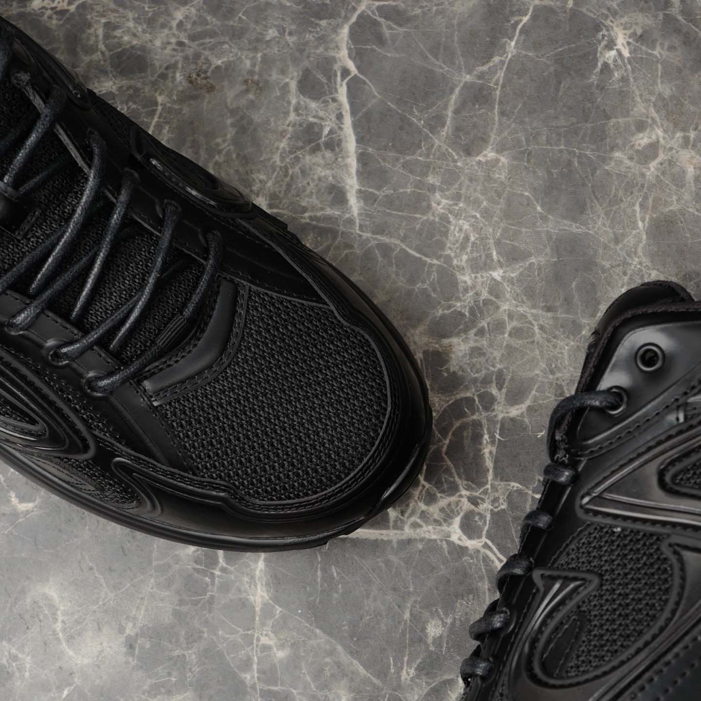 Dior B30 Countdown Sneaker - FashionPlug