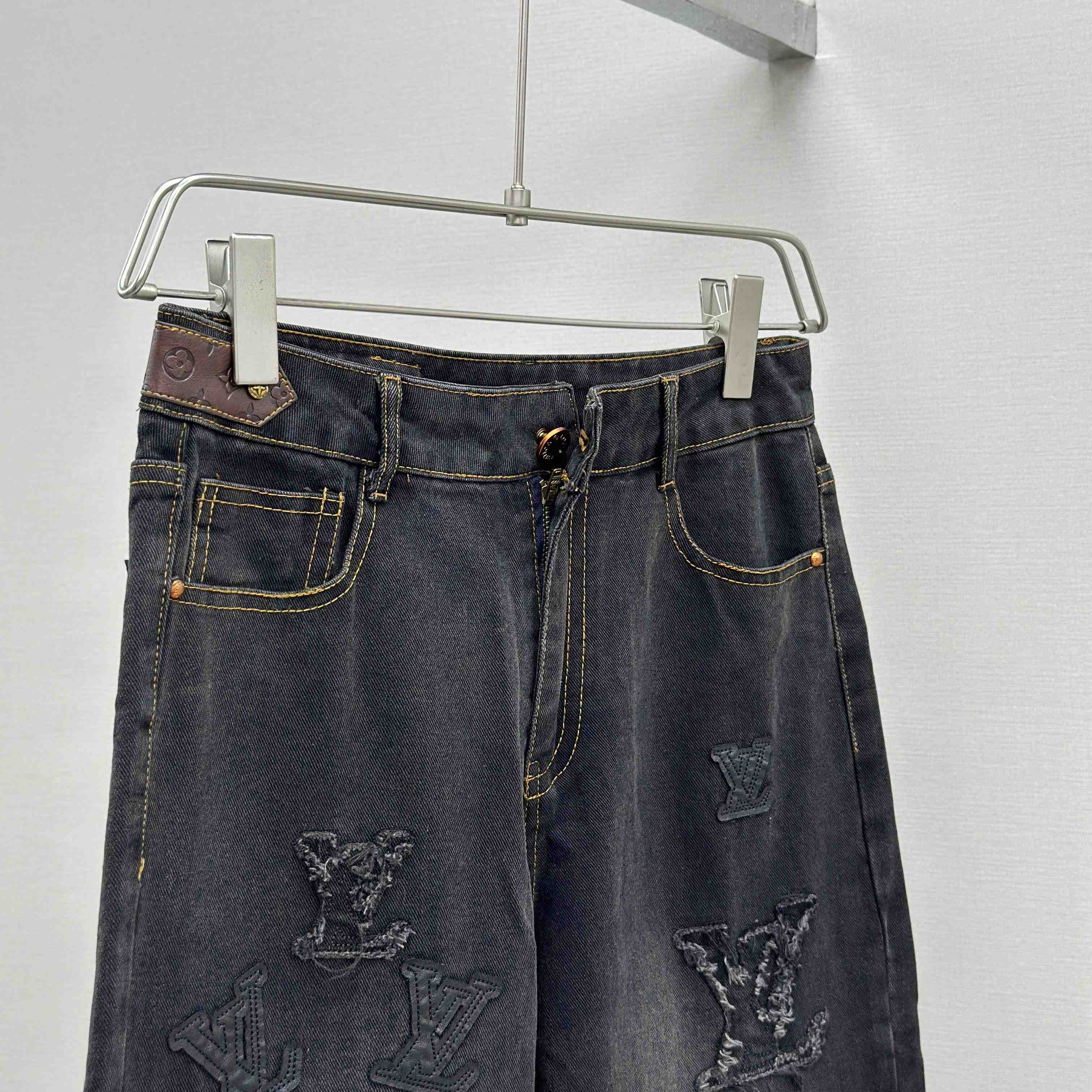 Louis Vuitton Jeans - FashionPlug