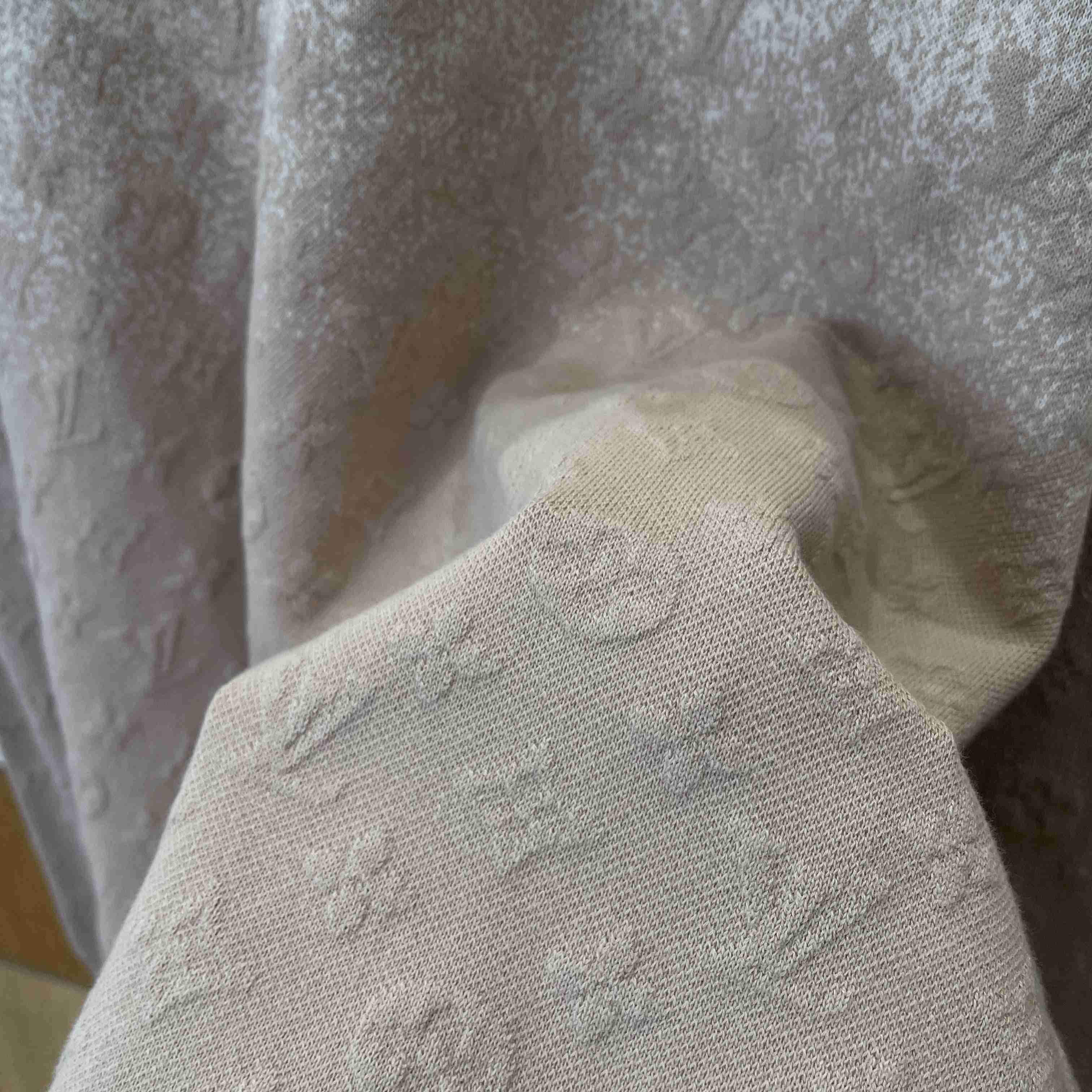 Louis Vuitton Monogram Long-Sleeved Crewneck 1AJTXA - FashionPlug