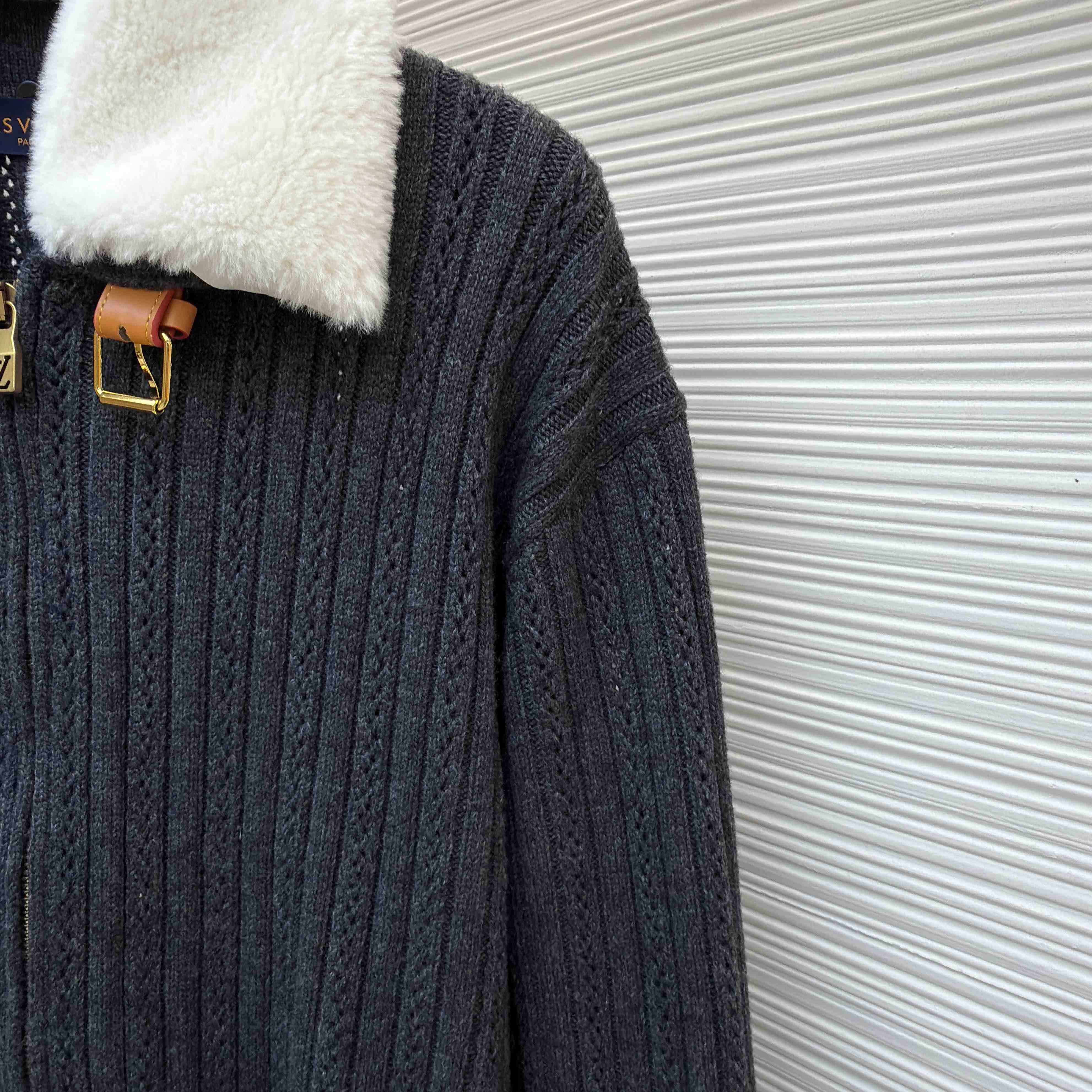 Louis Vuitton Cashmere-Wool Blouson    1AJBU9 - FashionPlug