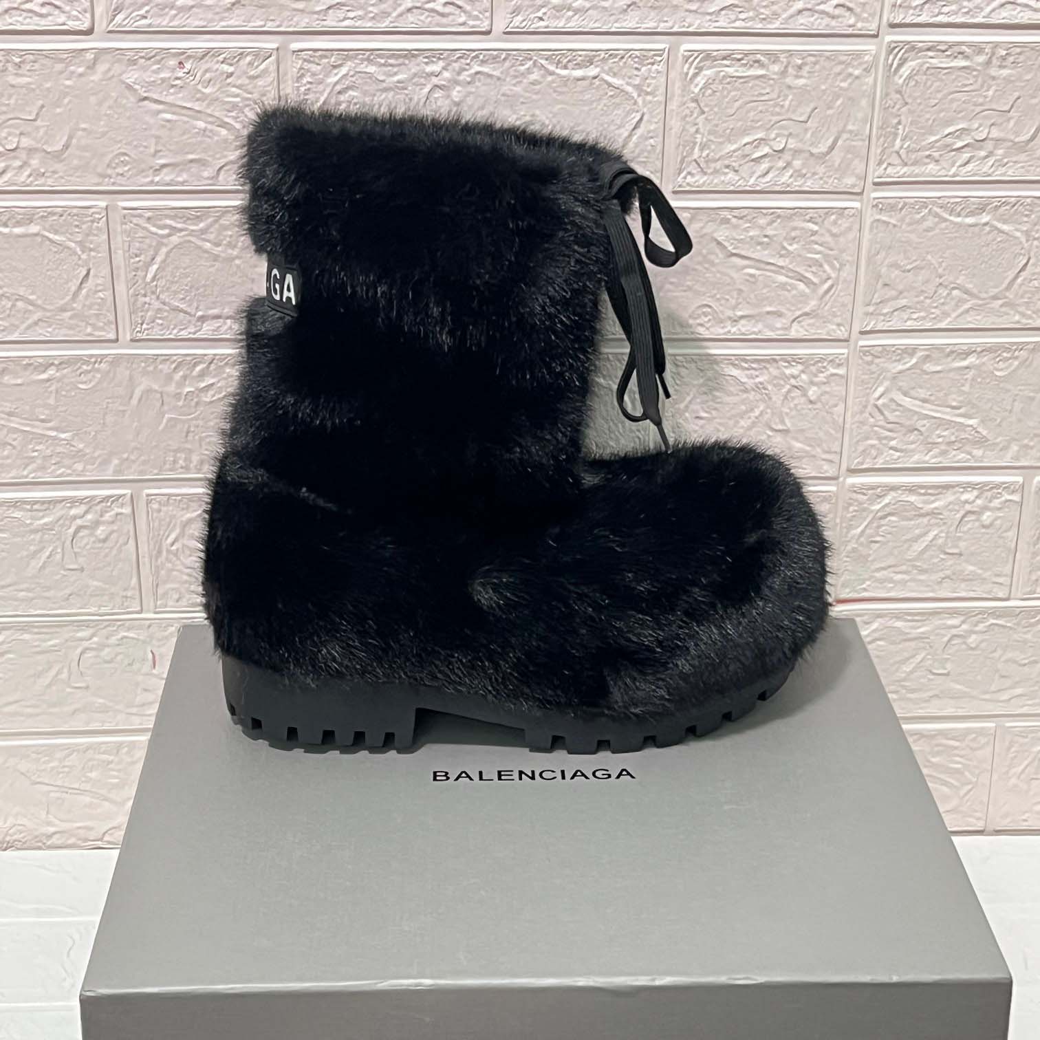 Balenciaga Alaska Low Boot In Black Synthetic Material - FashionPlug