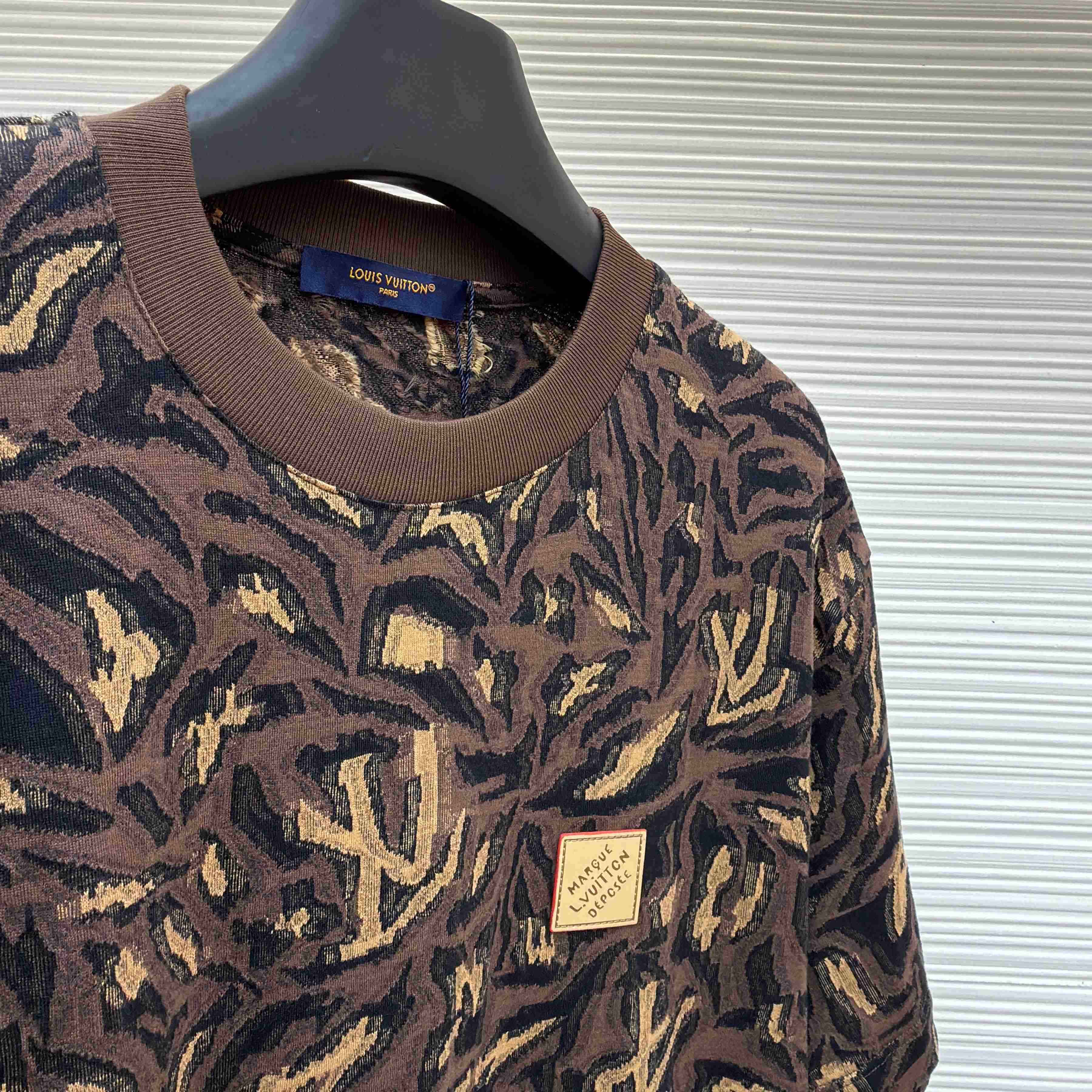 Louis Vuitton Jacquard T-Shirt   1AIMK7 - FashionPlug