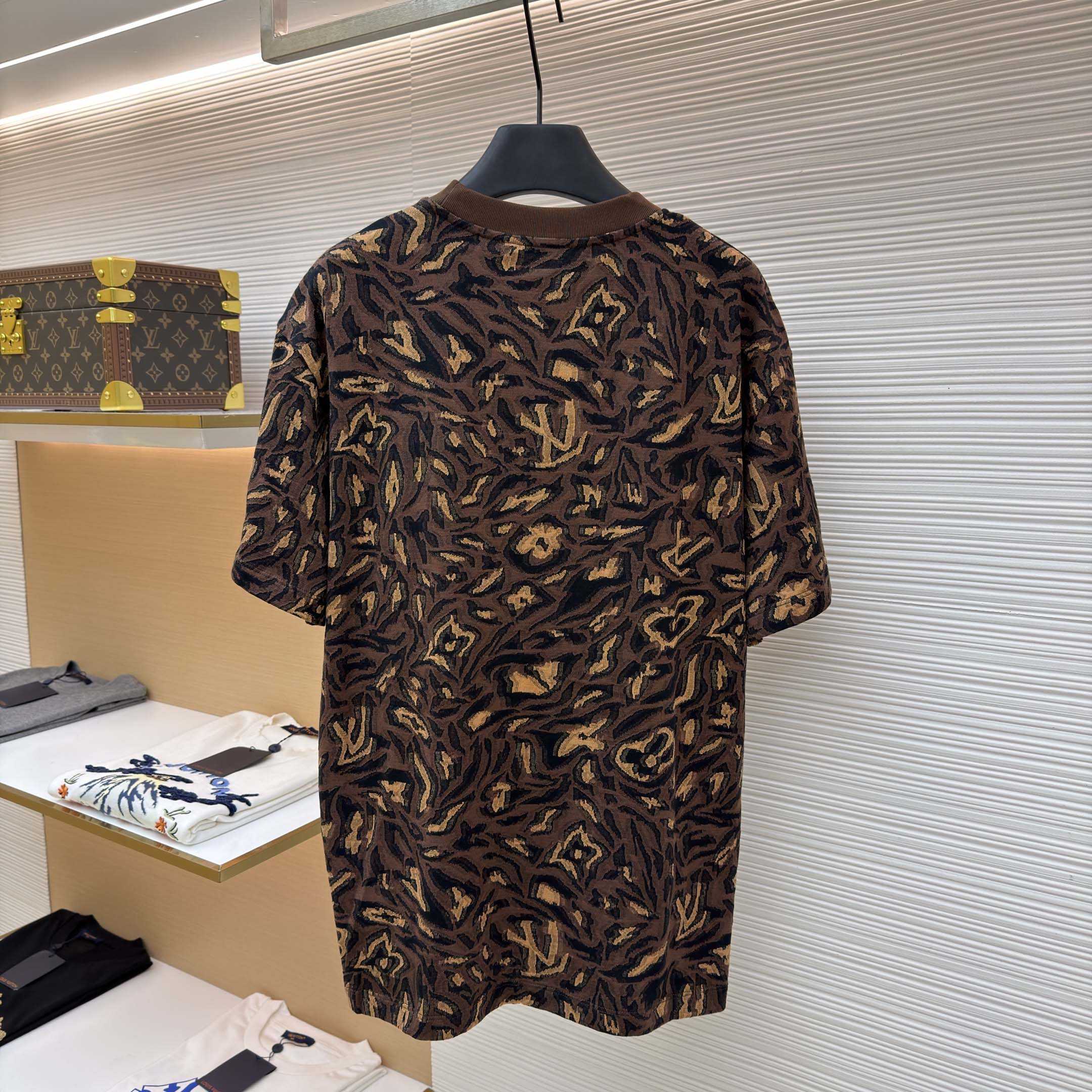 Louis Vuitton Jacquard T-Shirt   1AIMK7 - FashionPlug