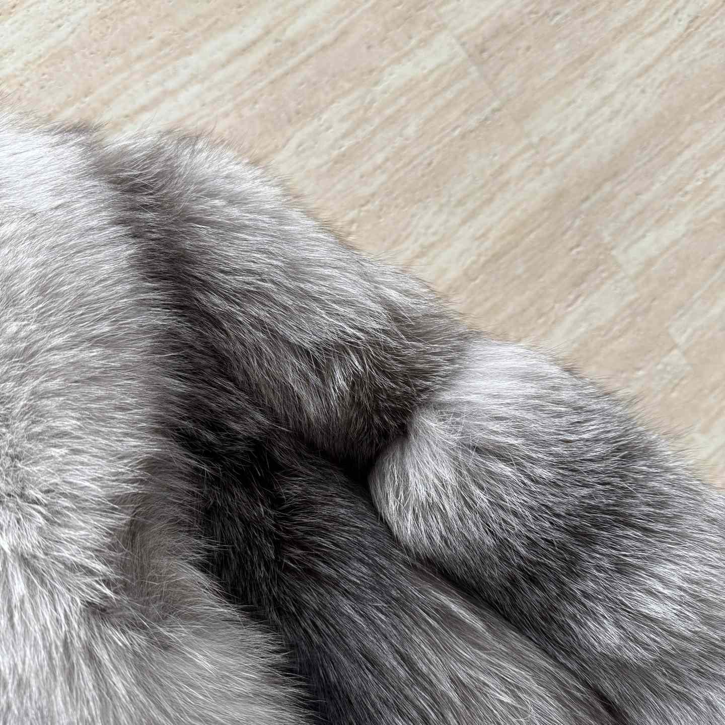 Fendi Fox Fur Cropped Turn Down Collar Coat - FashionPlug