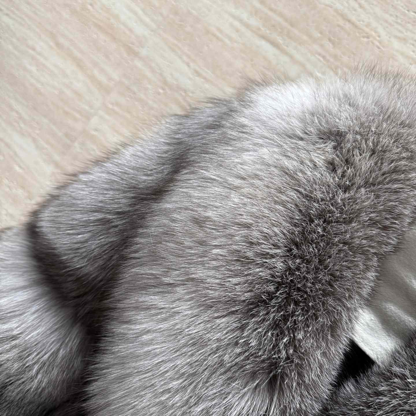 Fendi Fox Fur Cropped Turn Down Collar Coat - FashionPlug