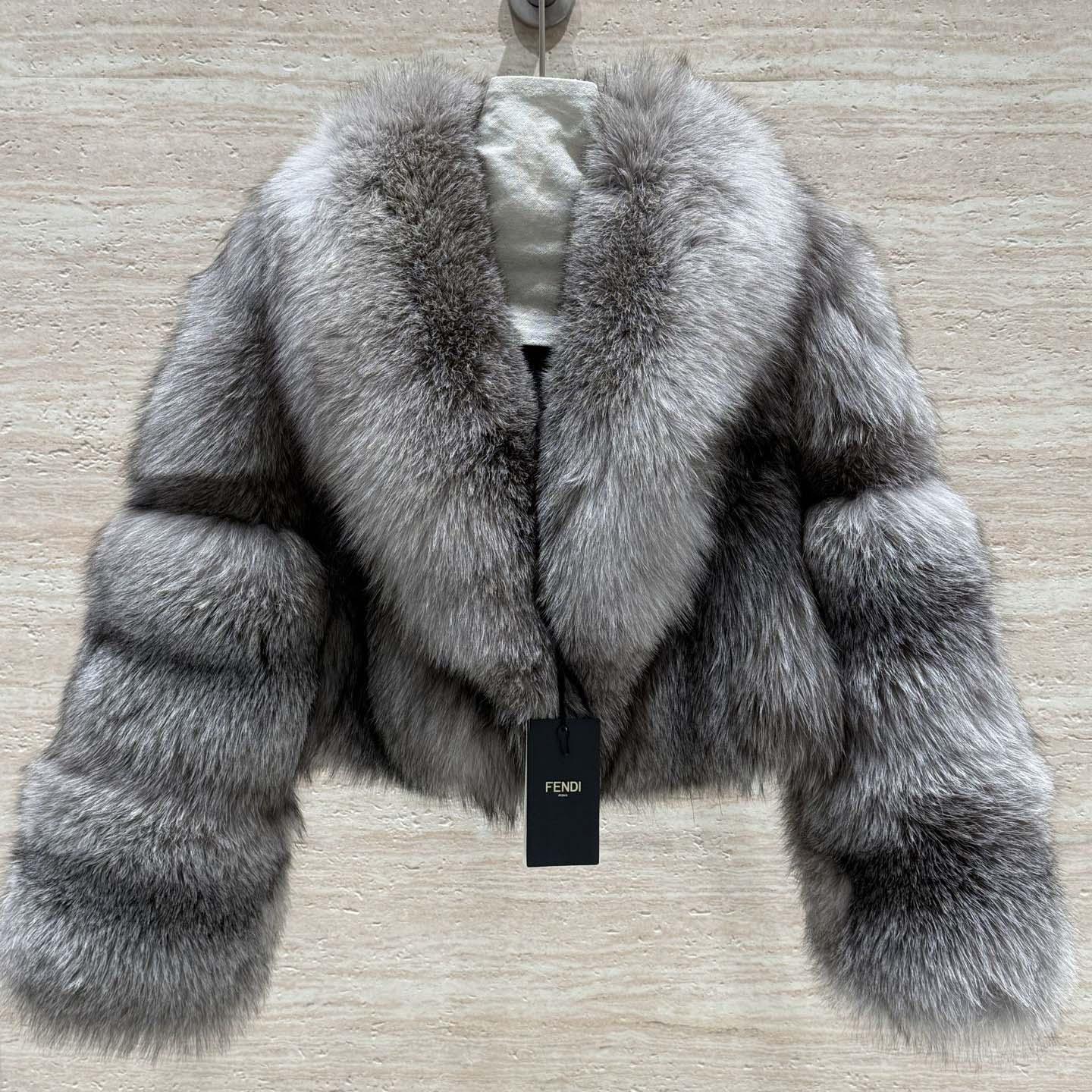 Fendi Fox Fur Cropped Turn Down Collar Coat - FashionPlug