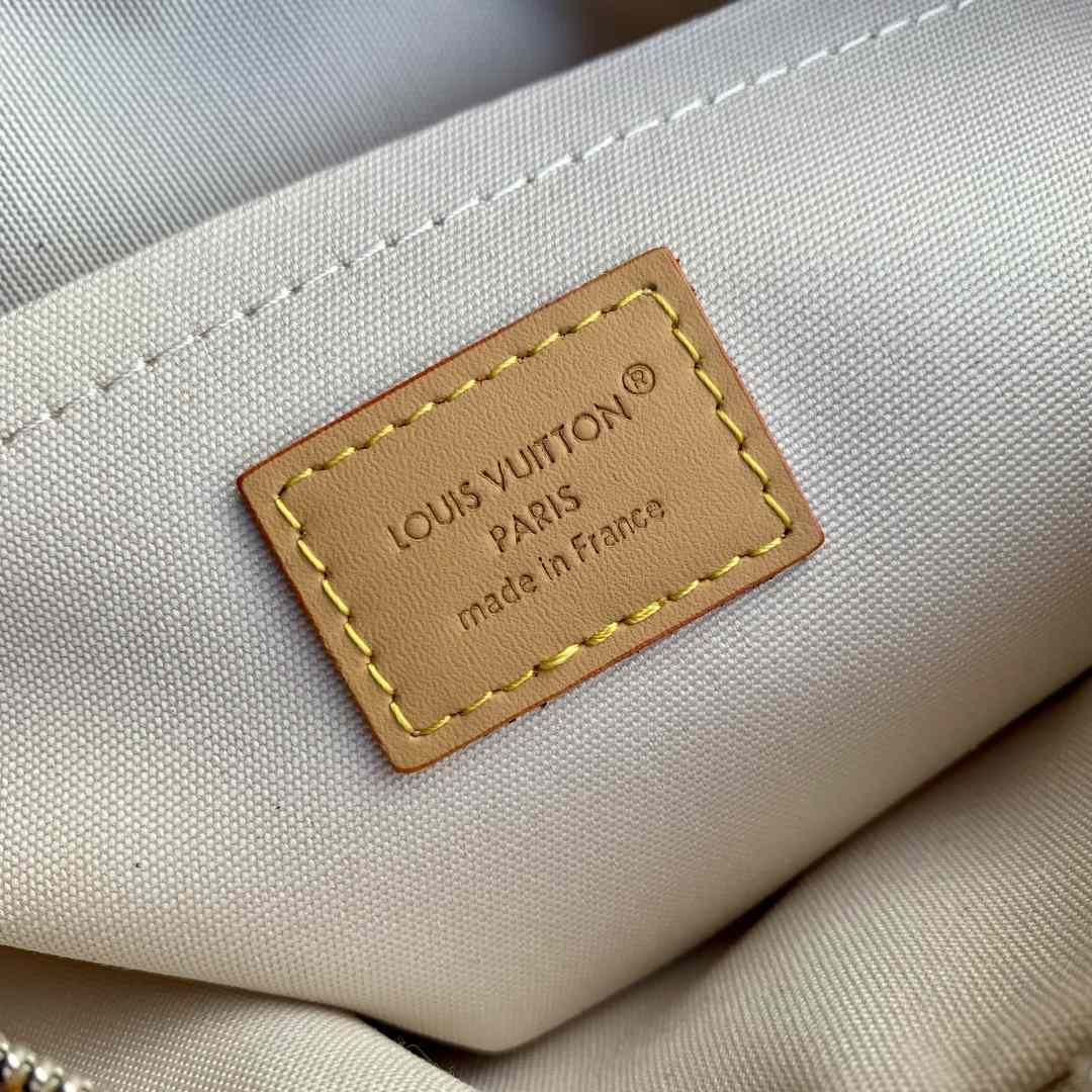 Louis Vuitton Nil Monogram    M27232 - FashionPlug