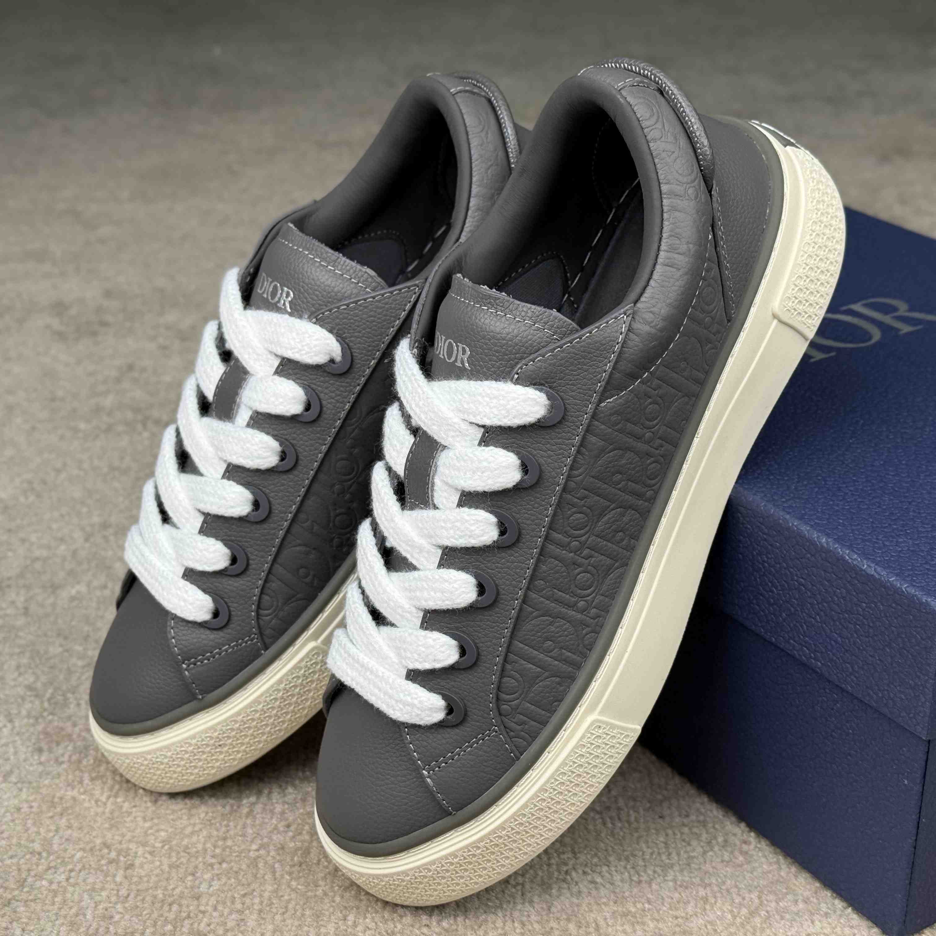 Dior B33 Spin Sneaker  - FashionPlug