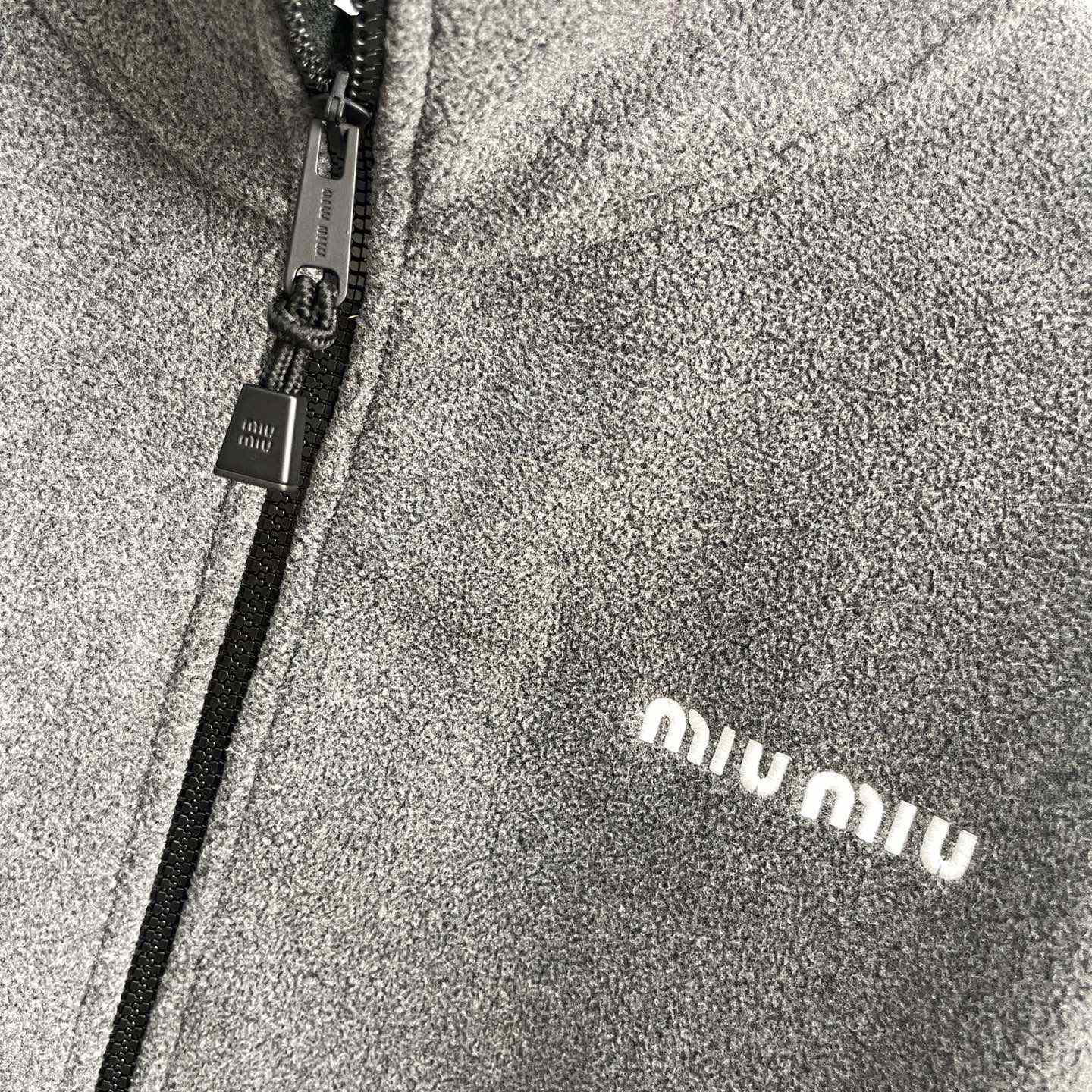Miu Miu Logo-embroidered Fleece Sweatshirt    60056 - FashionPlug