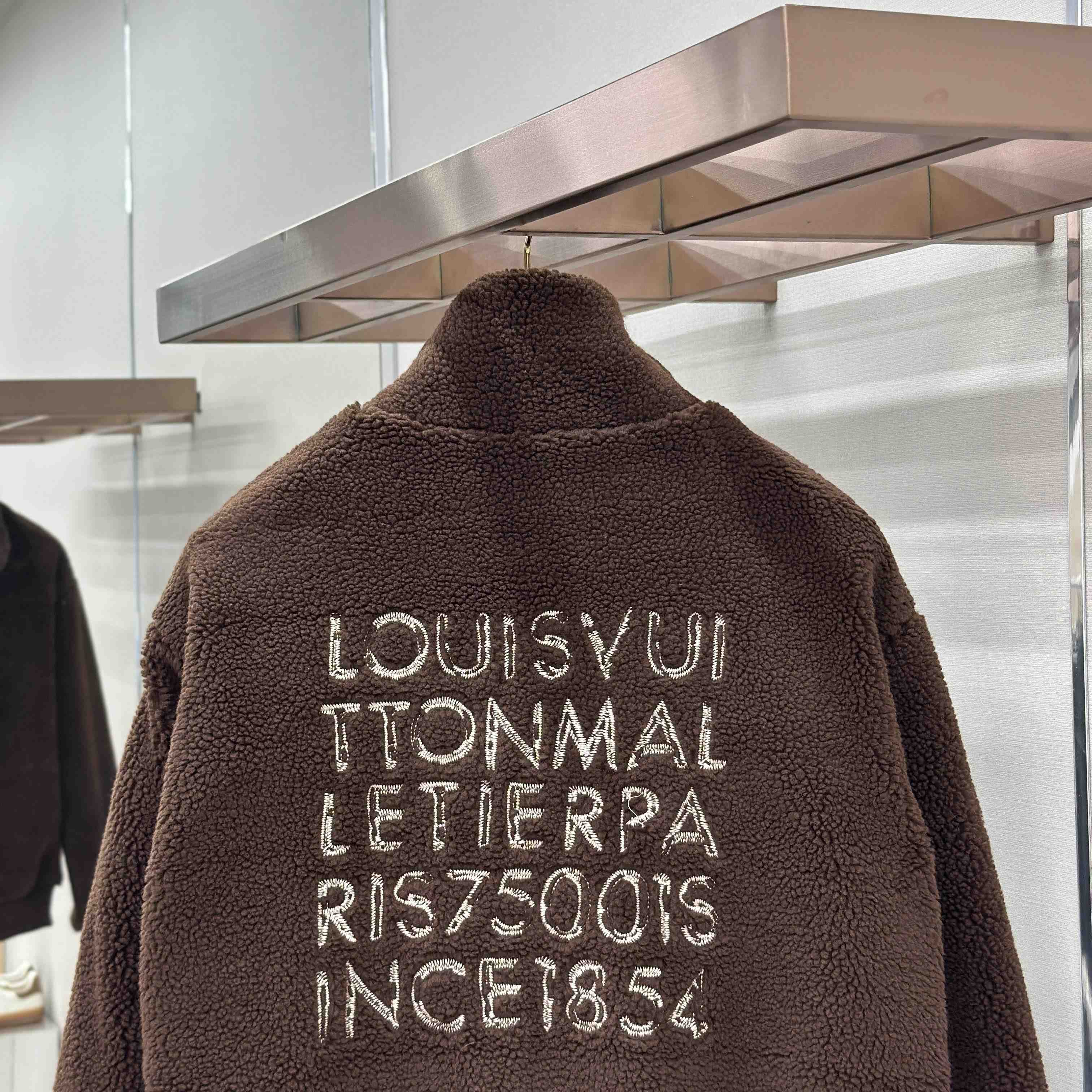 Louis Vuitton Zippered Fleece Blouson    1AJTU2 - FashionPlug