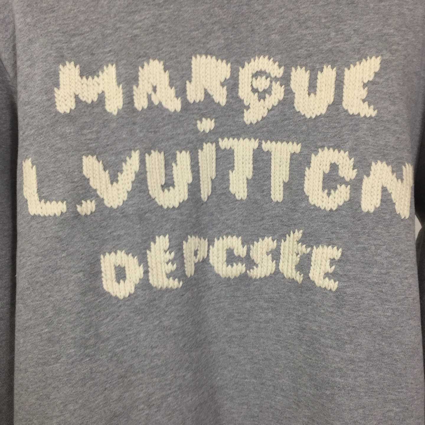 Louis Vuitton Embroidered Signature Sweatshirt  1AIKCO - FashionPlug