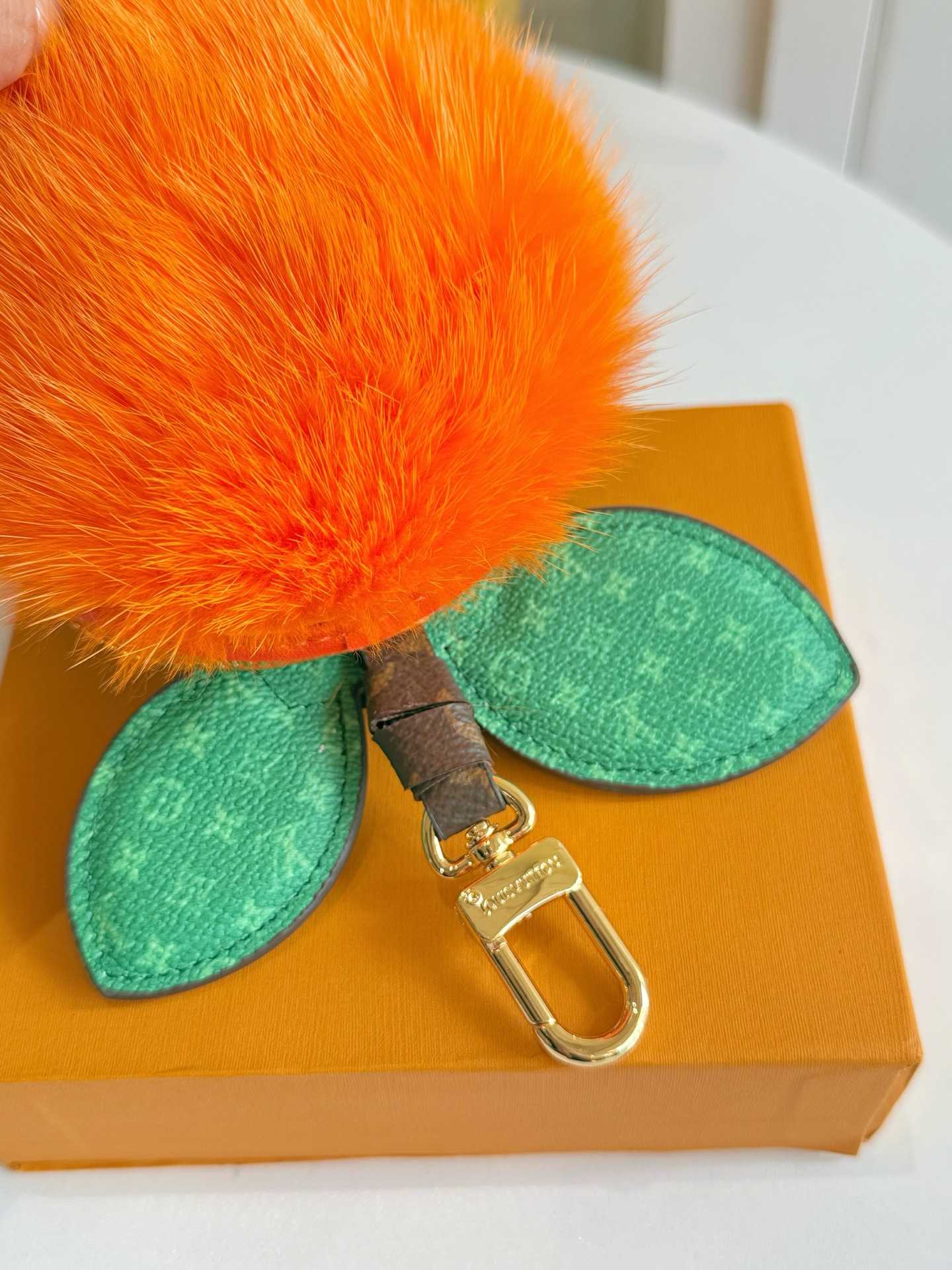 Louis Vuitton LV Clementine Pouch S00  - FashionPlug