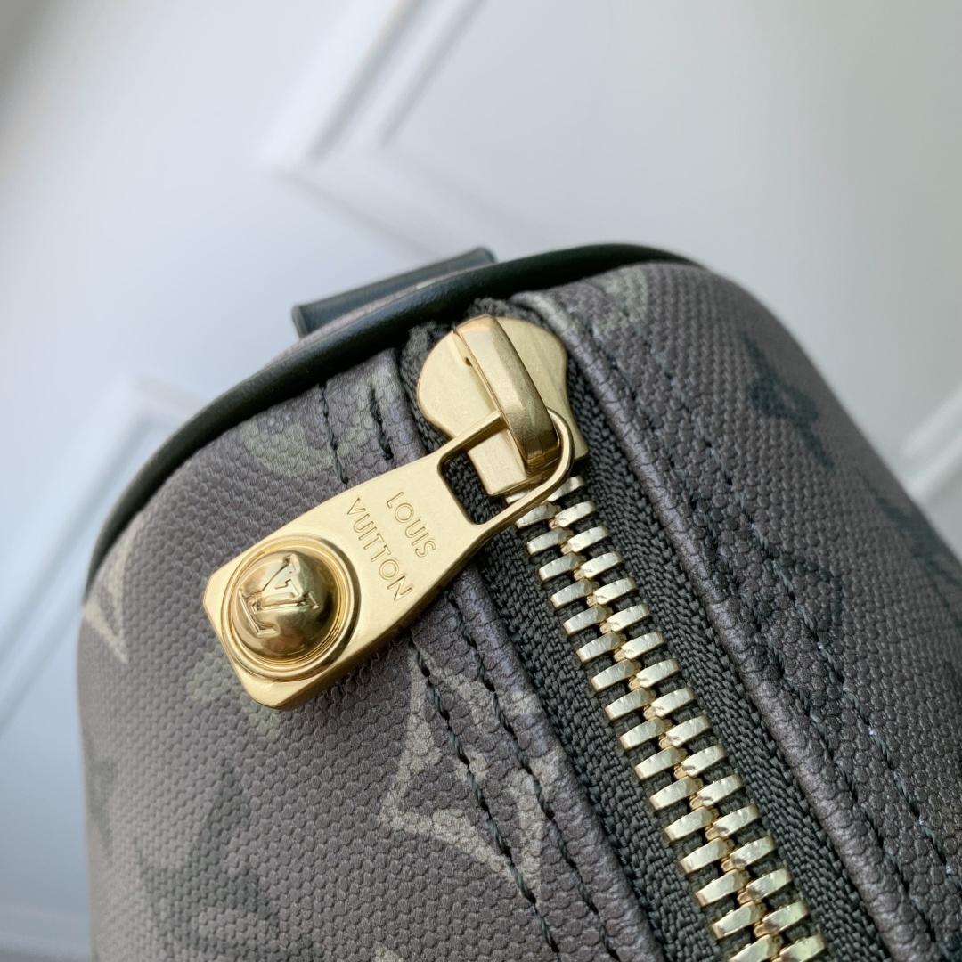 Louis Vuitton Keepall Bandoulière 25 Monogram Heritage    M26930 - FashionPlug