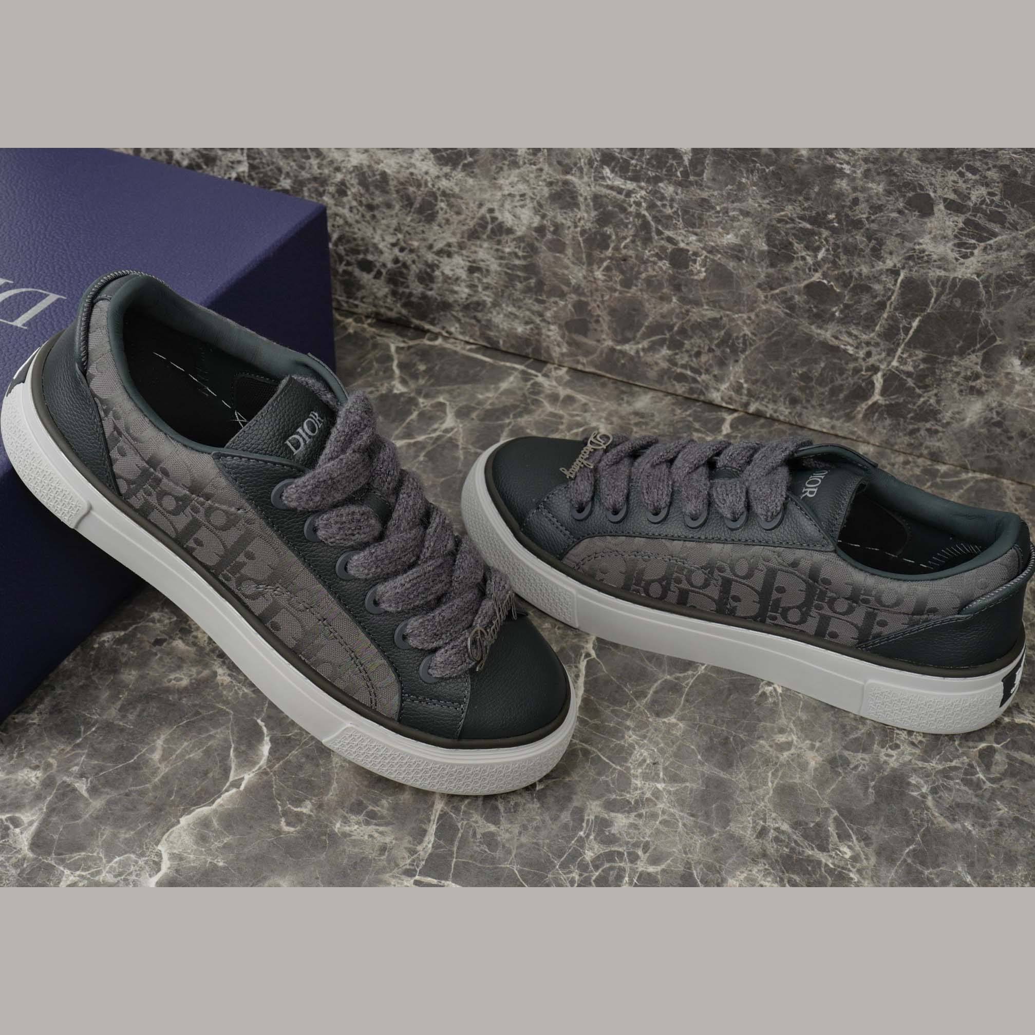 Dior B33 Spin Sneaker - FashionPlug