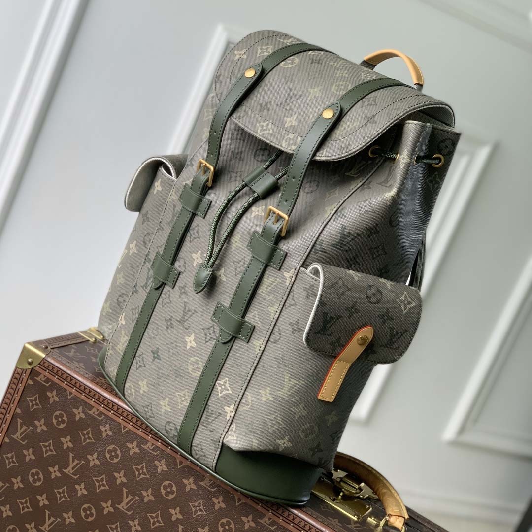  Louis Vuitton Christopher MM     M27080 - FashionPlug