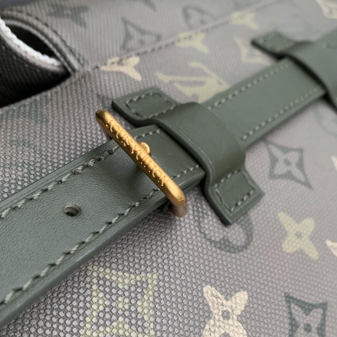  Louis Vuitton Christopher MM     M27080 - FashionPlug