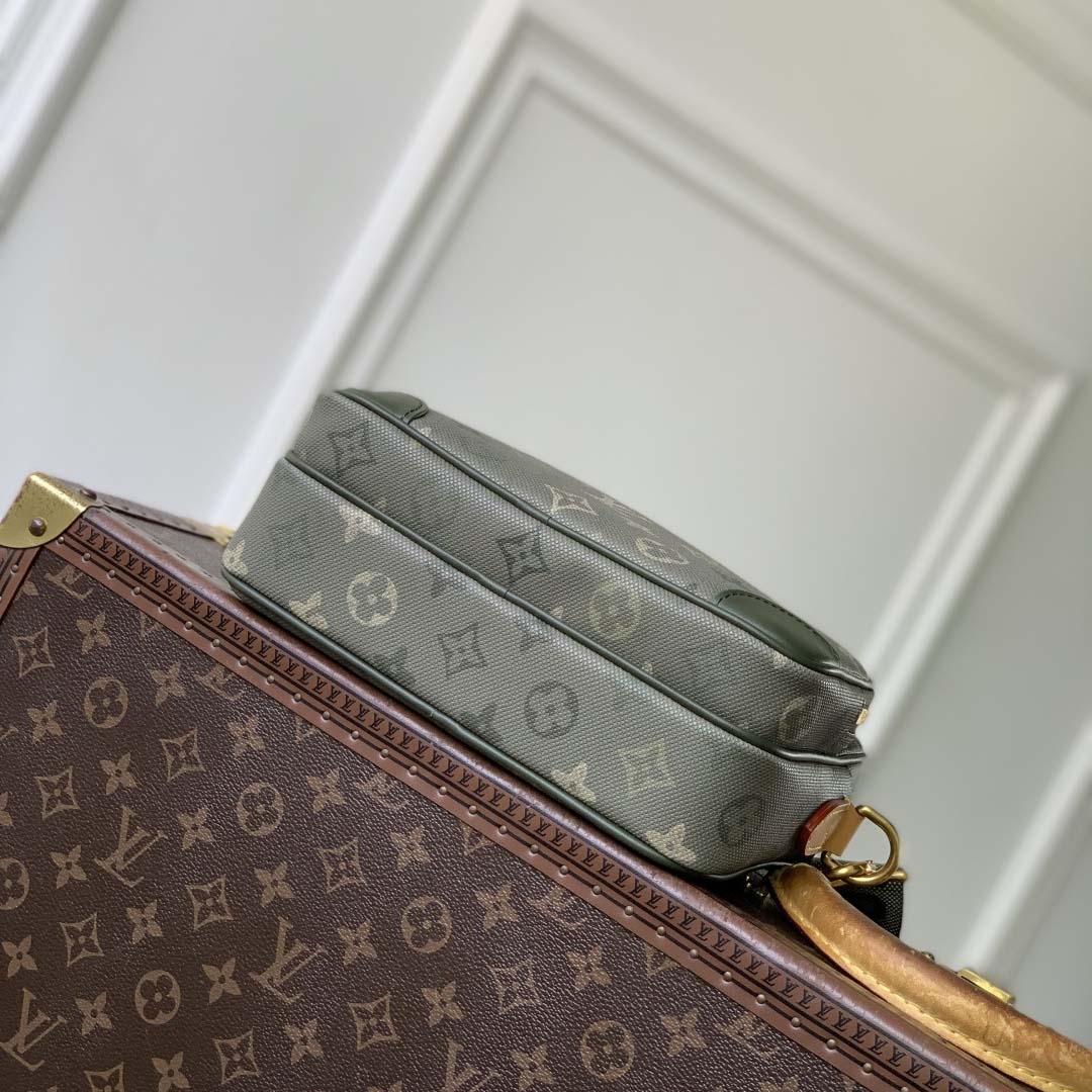 Louis Vuitton Nil Messenger Damoflage   M14988 - FashionPlug