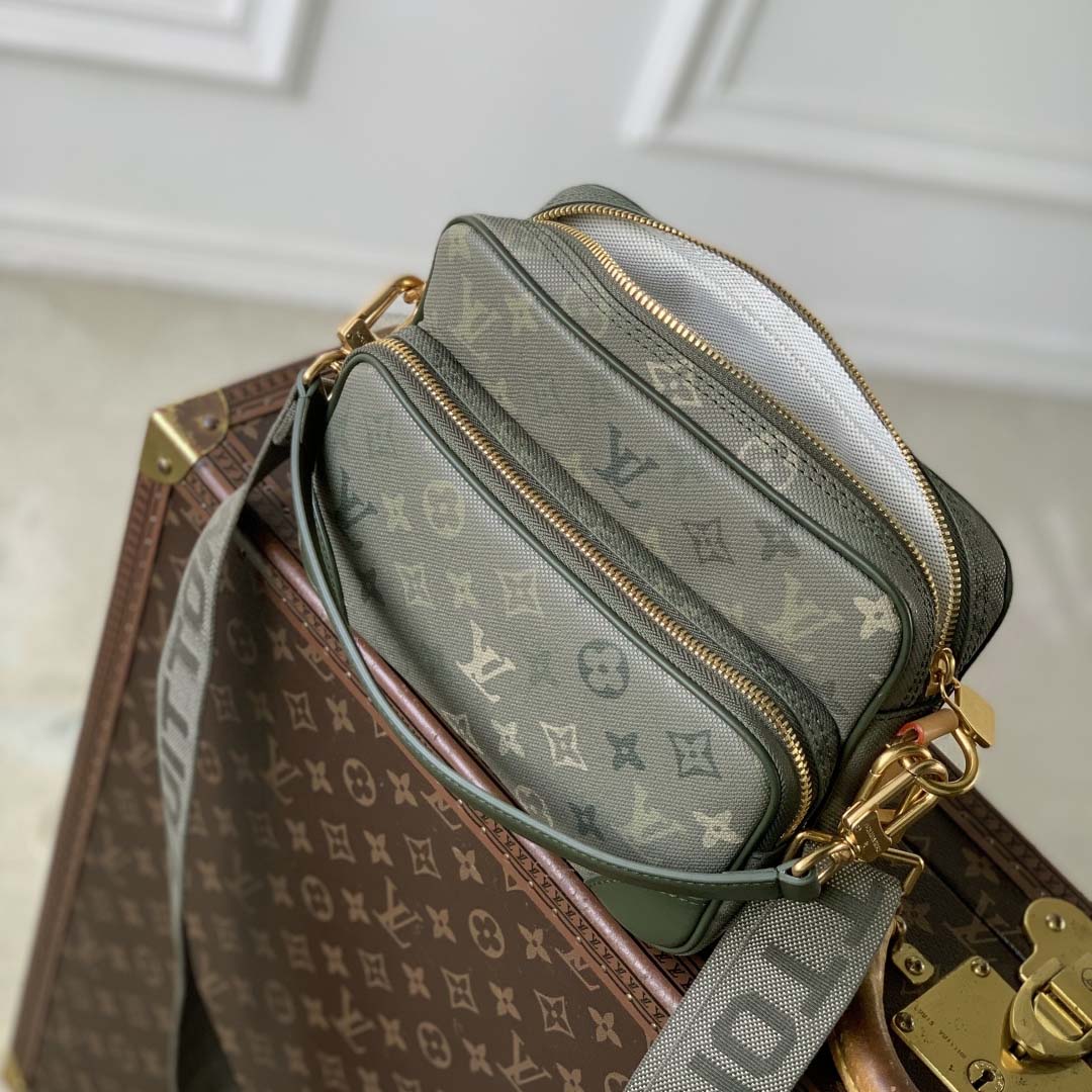 Louis Vuitton Nil Messenger Damoflage   M14988 - FashionPlug
