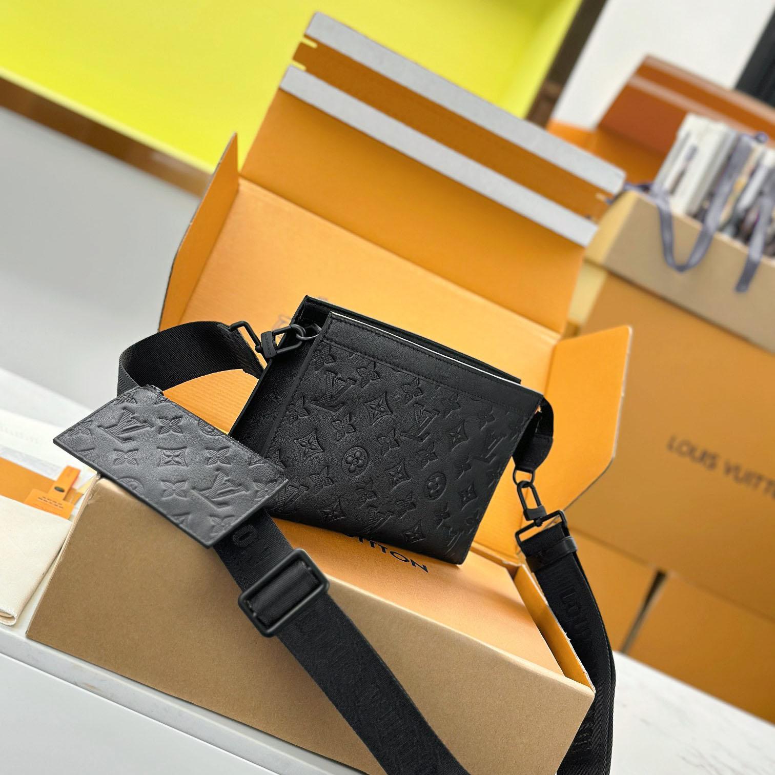 Louis Vuitton Gaston Wearable Wallet  M81115 - FashionPlug