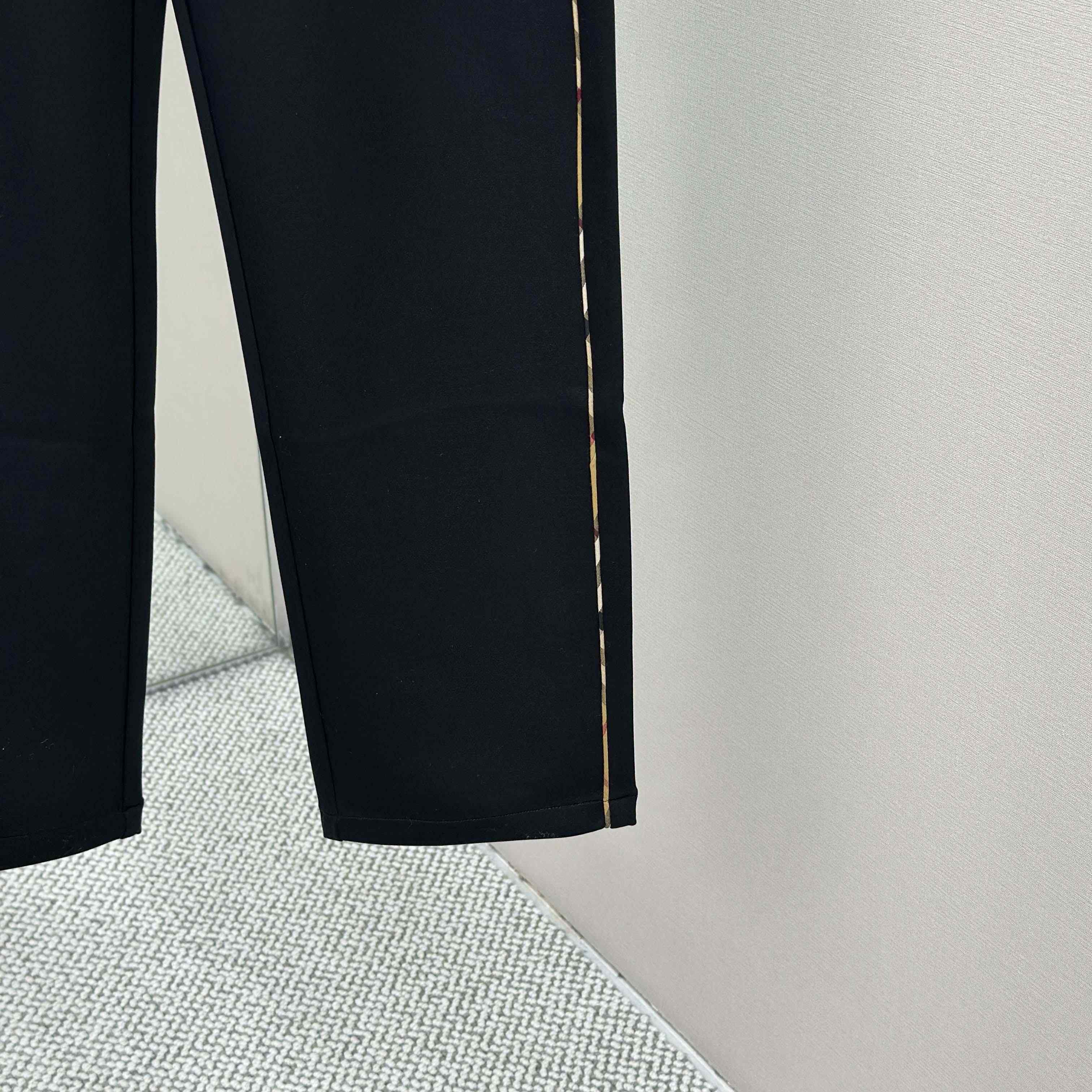 Burberry Trousers In Cotton  - FashionPlug