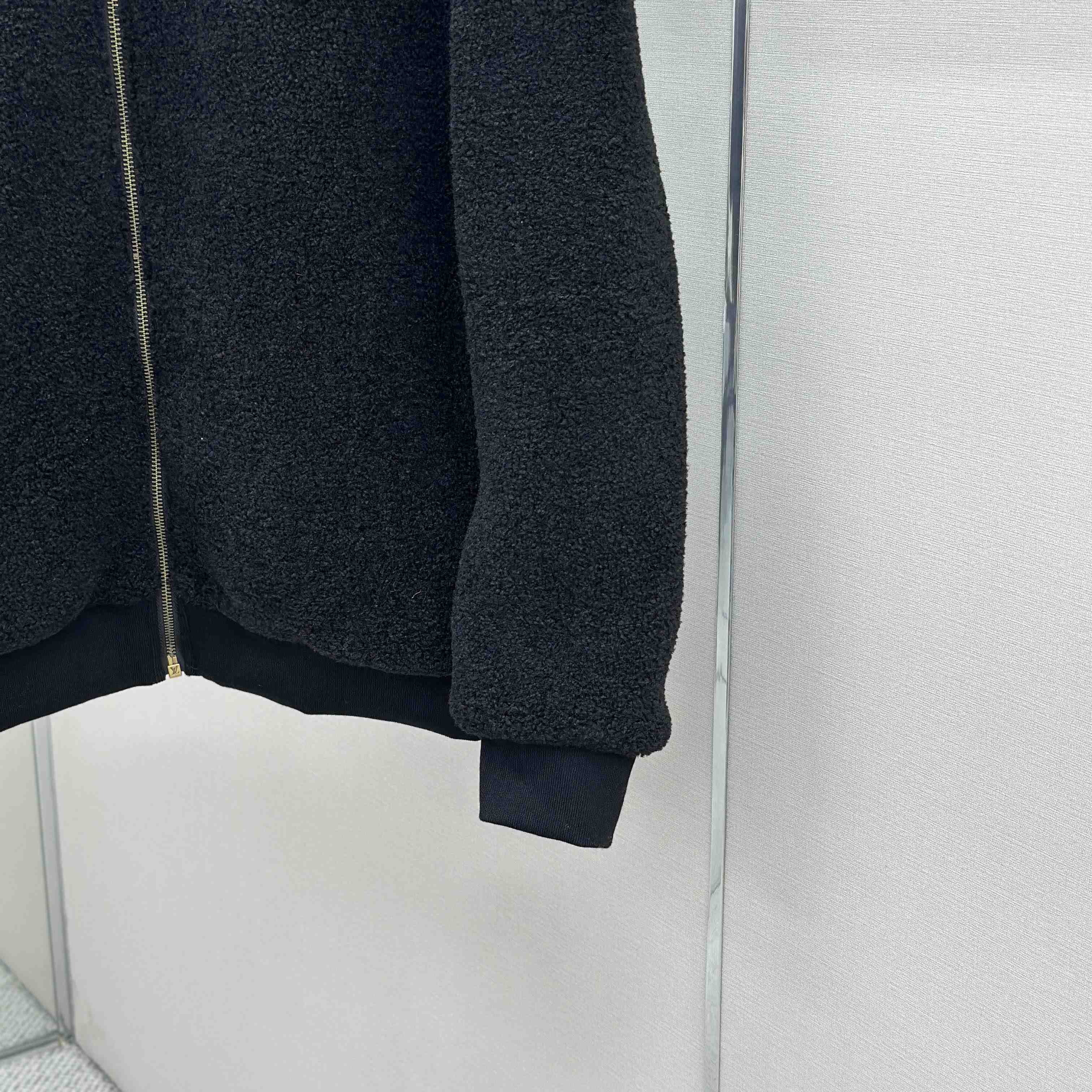 Louis Vuitton Zippered Fleece Blouson    1AJTU2 - FashionPlug