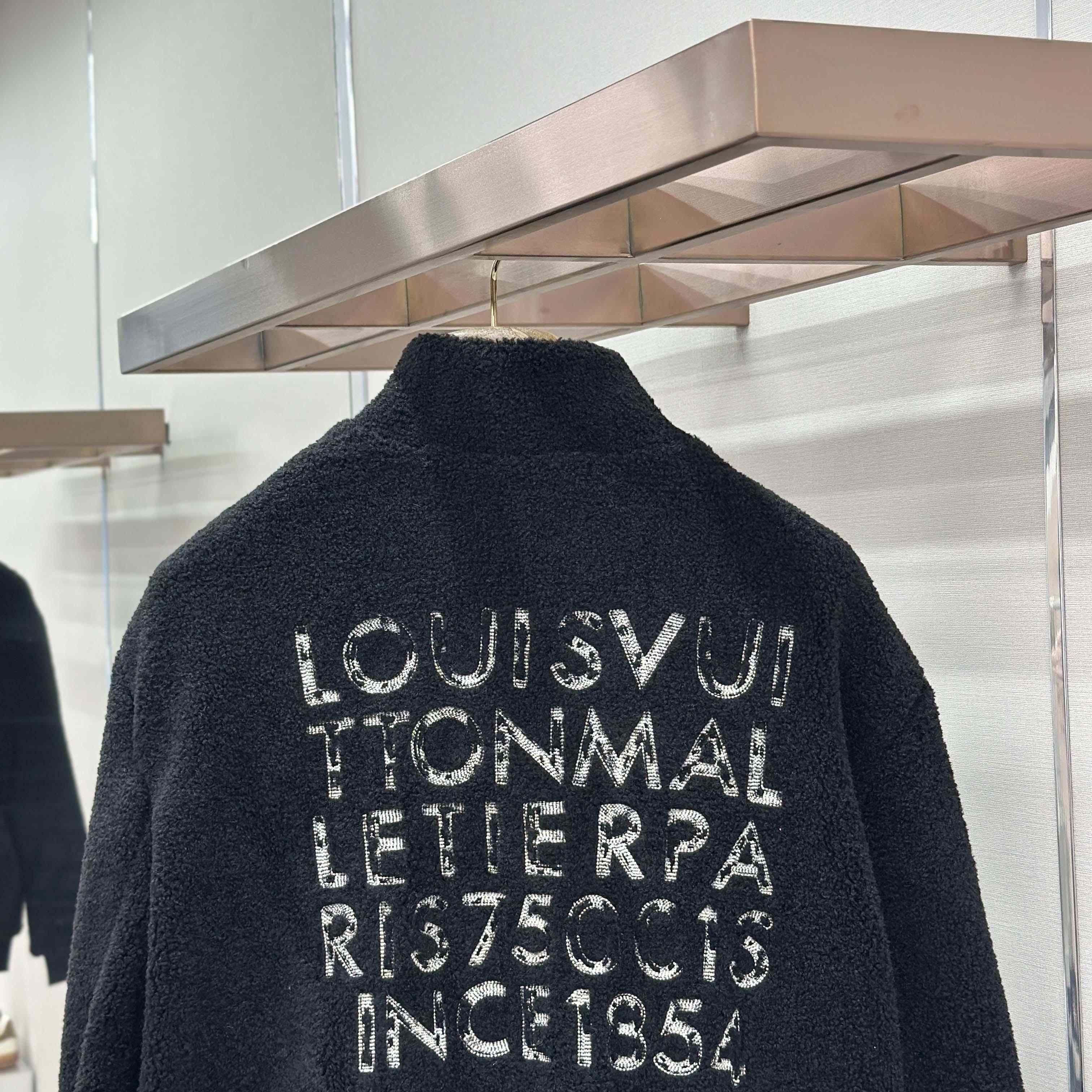 Louis Vuitton Zippered Fleece Blouson    1AJTU2 - FashionPlug