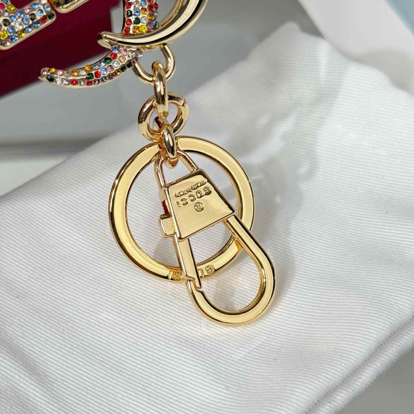 Gucci Crystal Double G keychain - FashionPlug