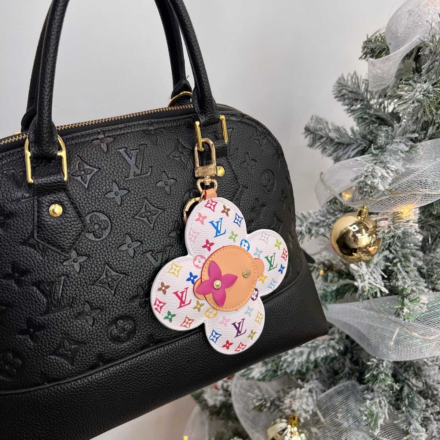 Louis Vuitton LV x TM Vivienne Head Bag Charm   M03728 - FashionPlug