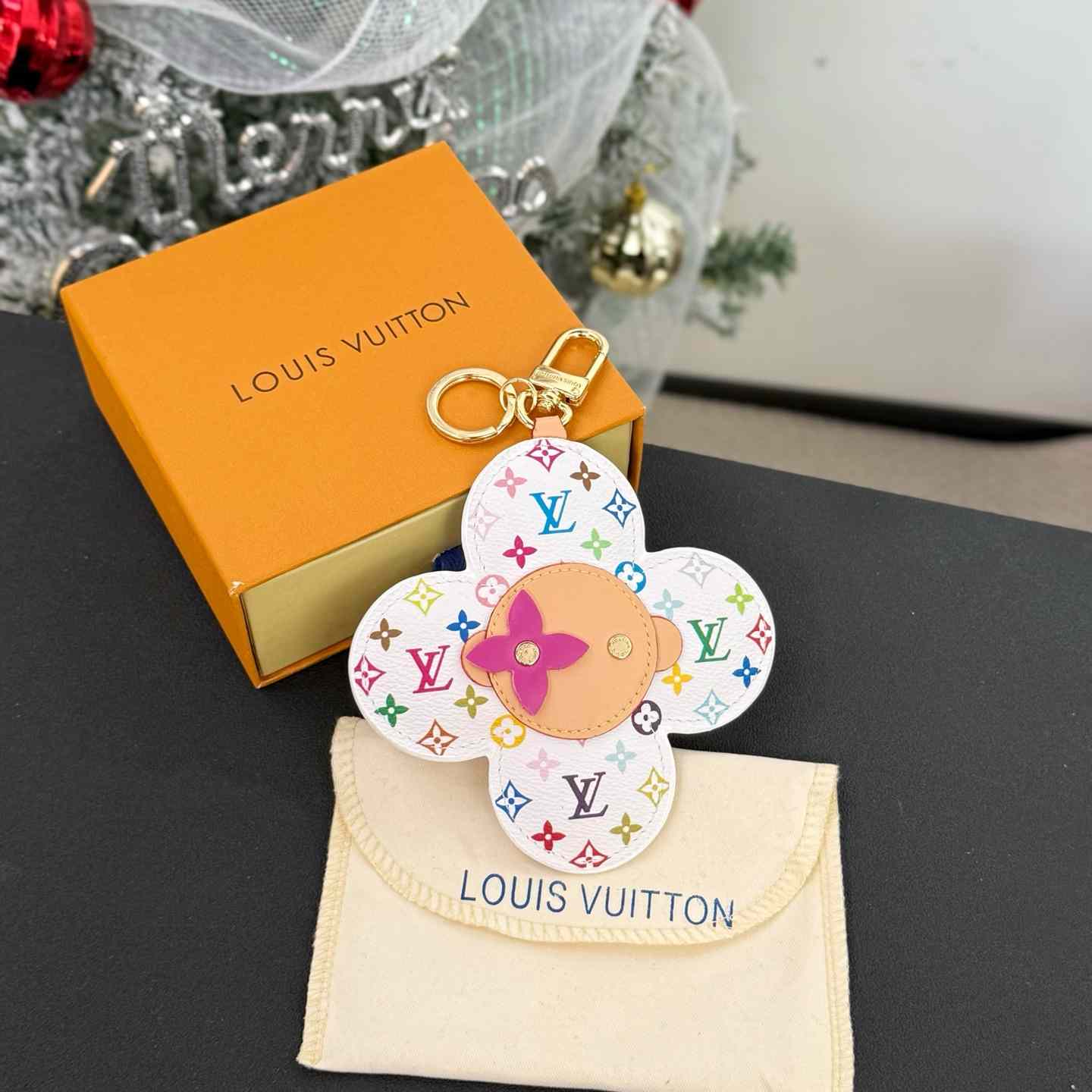 Louis Vuitton LV x TM Vivienne Head Bag Charm   M03728 - FashionPlug