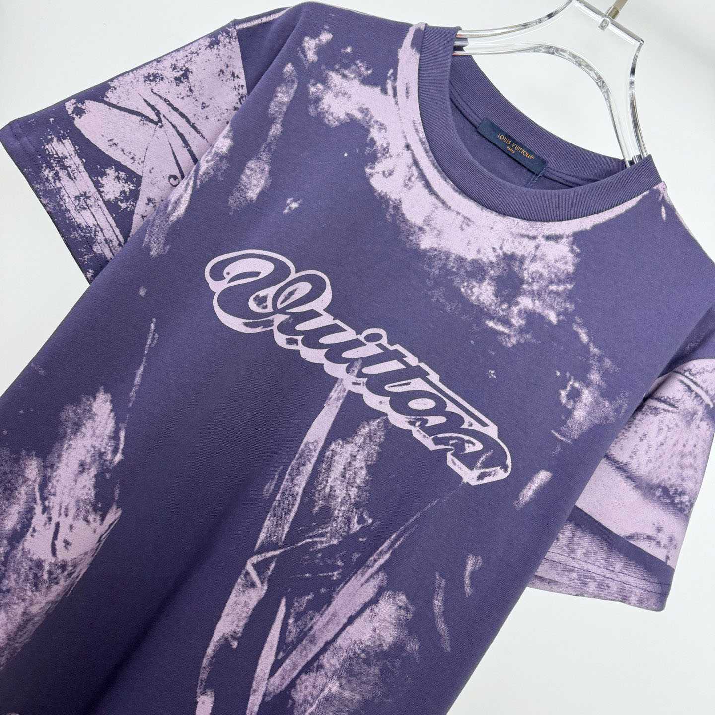  Louis Vuitton Overprinted Vuitton T-Shirt 1AJUDM - FashionPlug