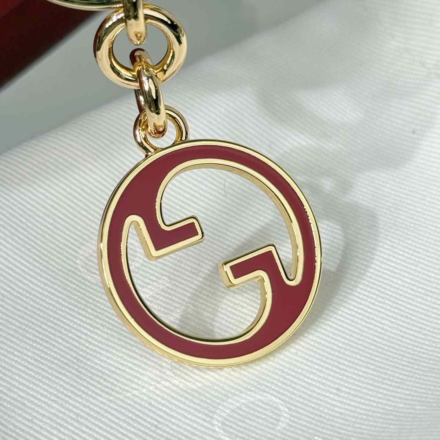 Gucci Blondie Keychain - FashionPlug