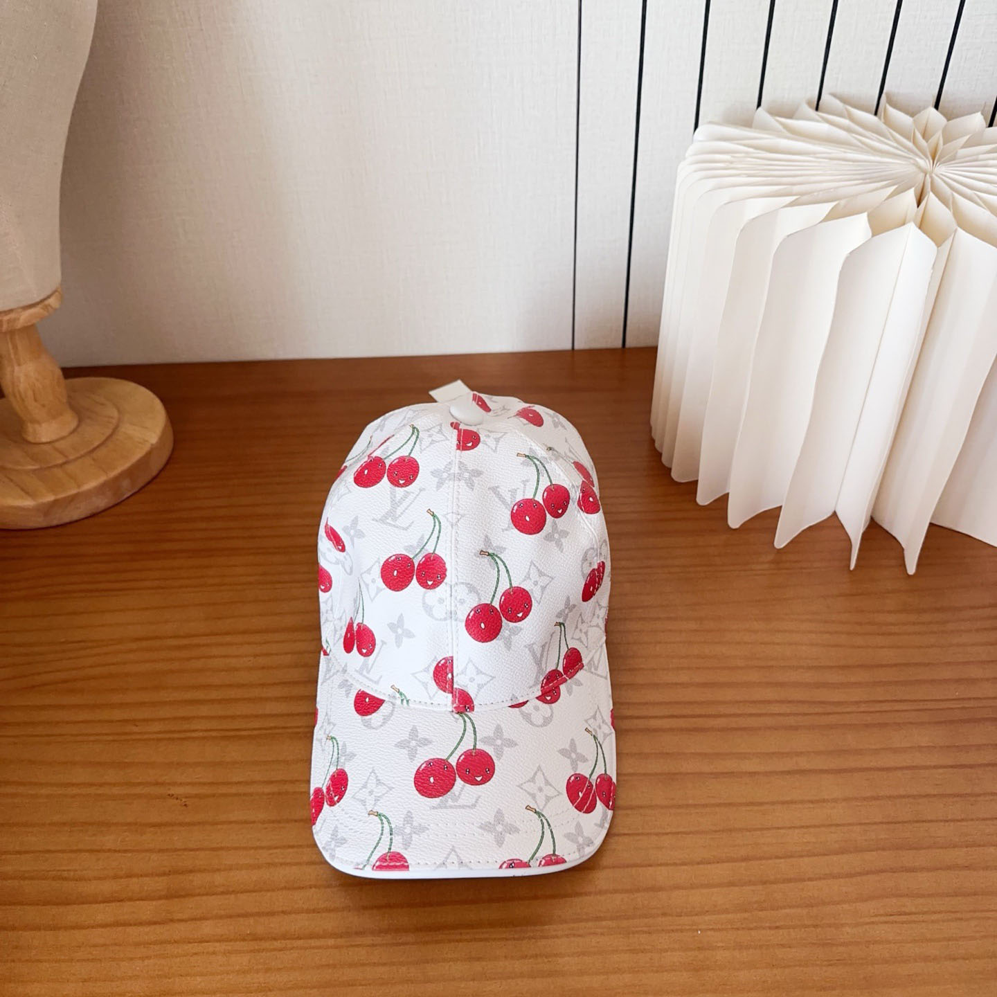 Louis Vuitton Cap - FashionPlug