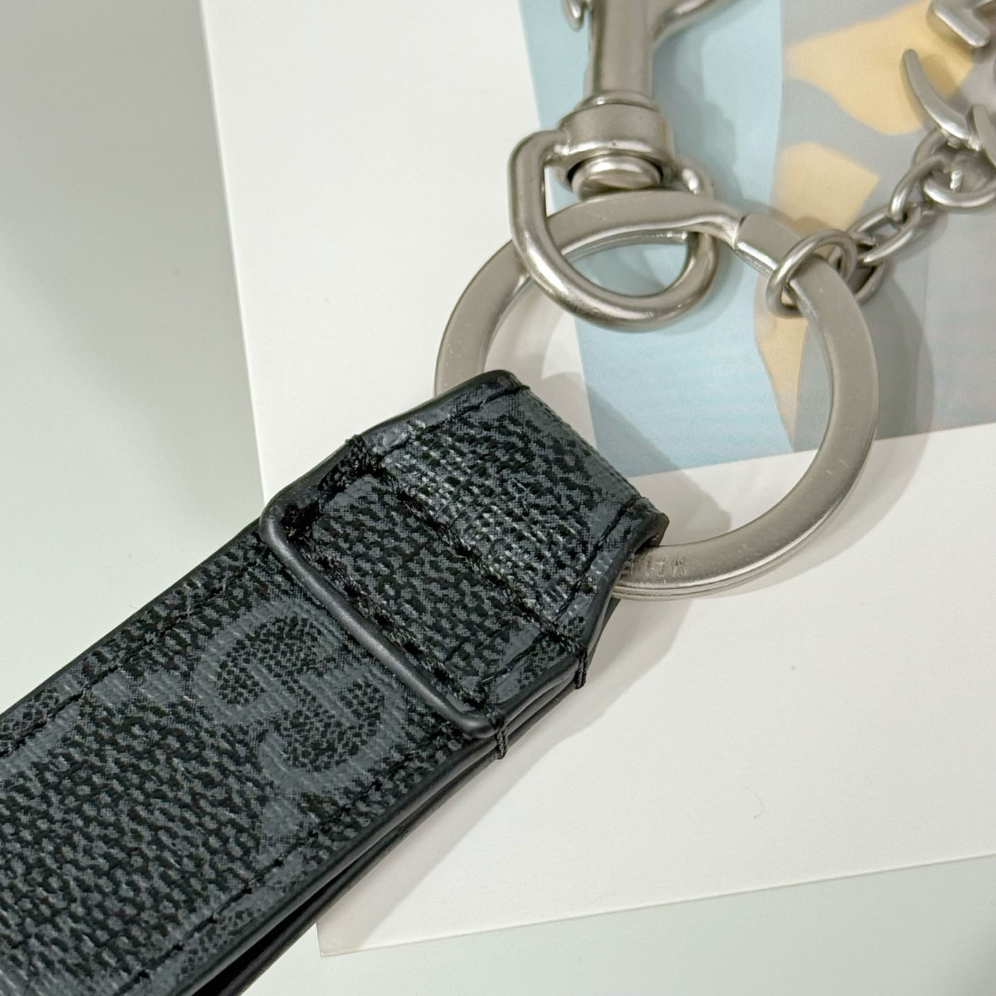 Gucci GG Keychain With Double G  - FashionPlug