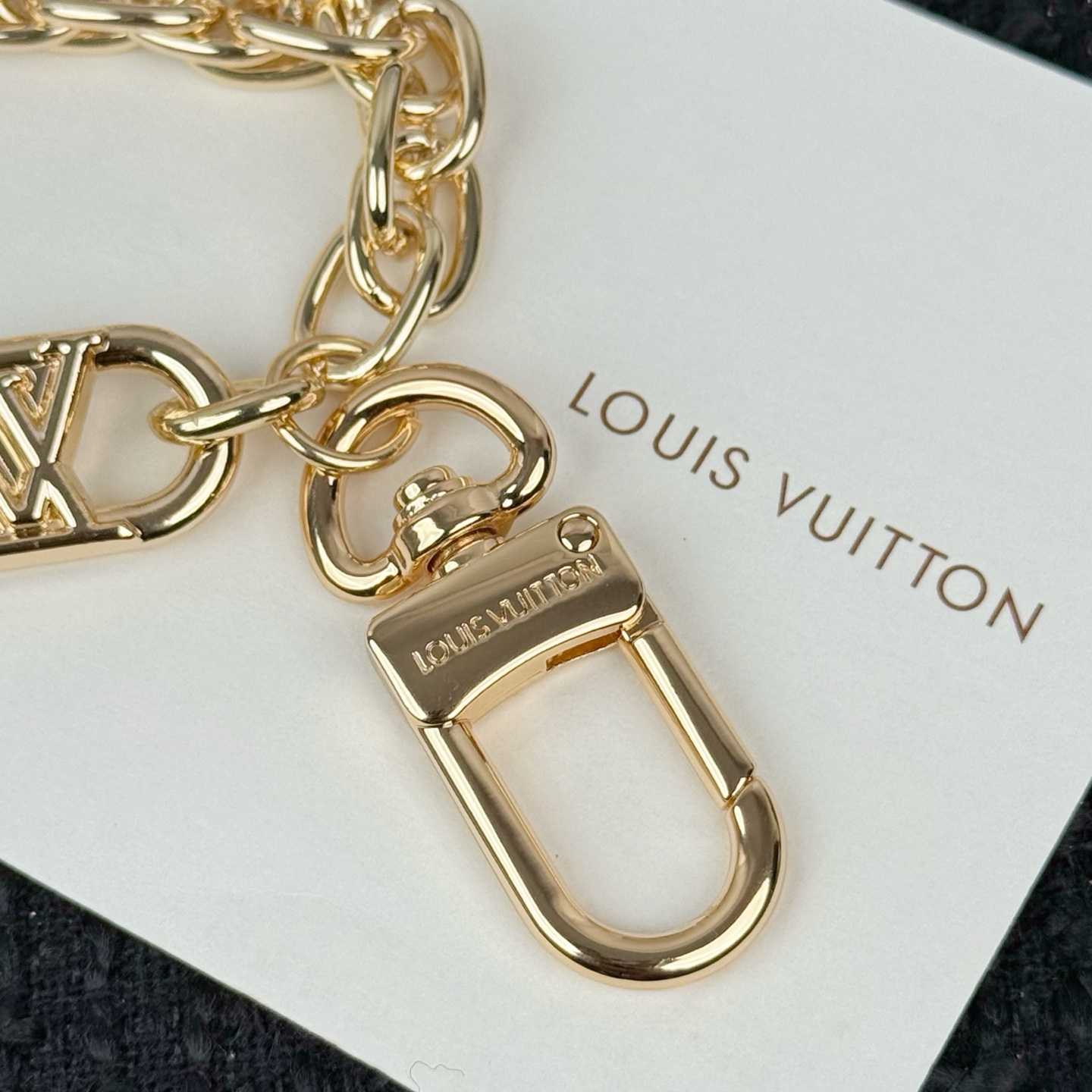 Louis Vuitton LV Flower Links Chain Belt   M03687 - FashionPlug