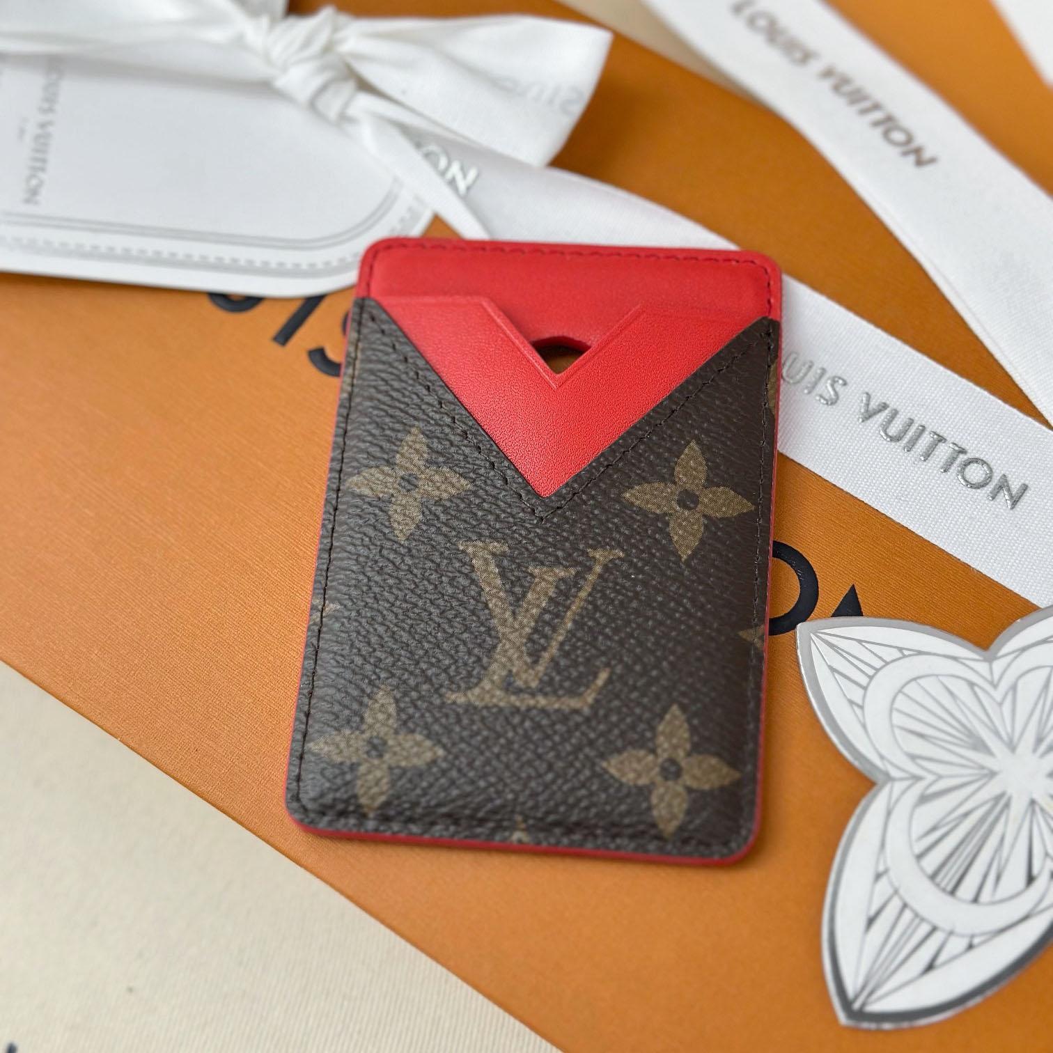Louis Vuitton Magnetic Card Holder M12856 - FashionPlug