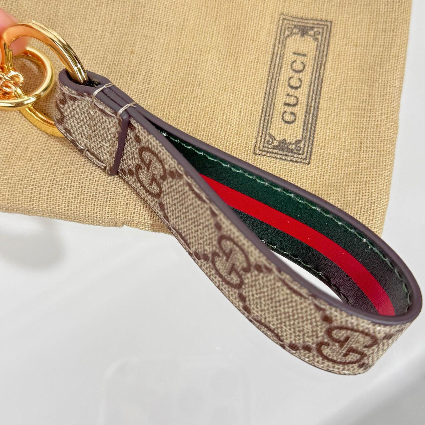 Gucci GG Keychain With Double G  - FashionPlug