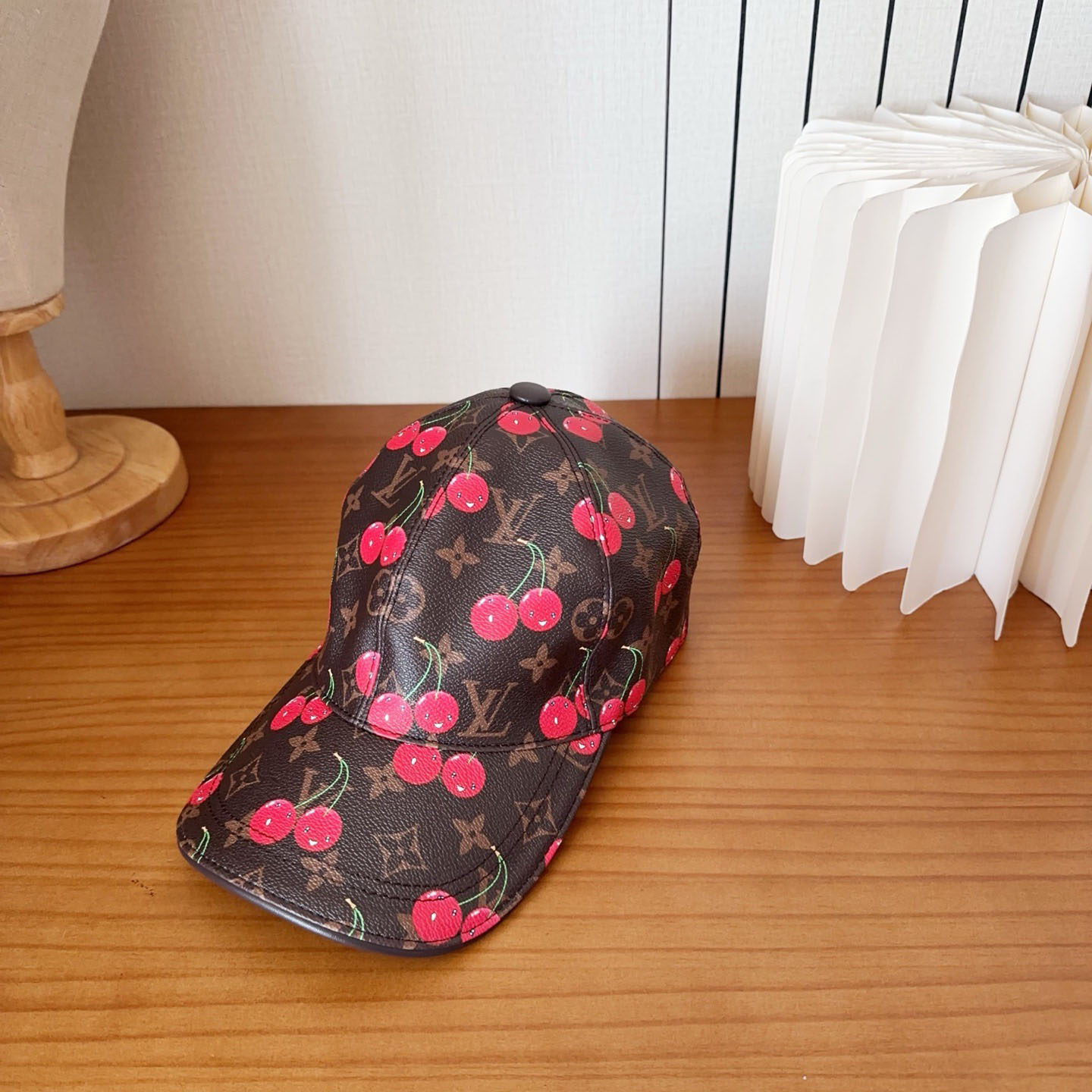 Louis Vuitton Cap - FashionPlug