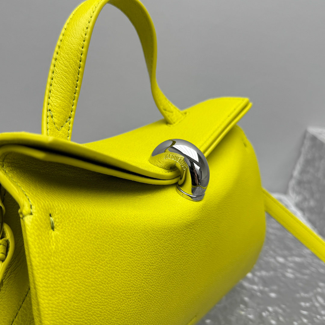 Jacquemus Small Valerie Bag - FashionPlug