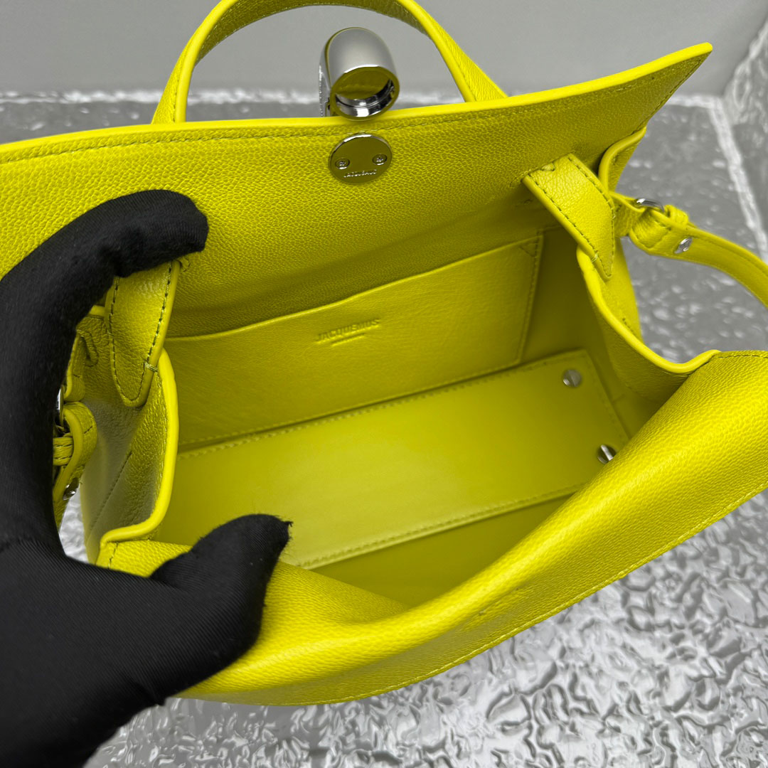 Jacquemus Small Valerie Bag - FashionPlug