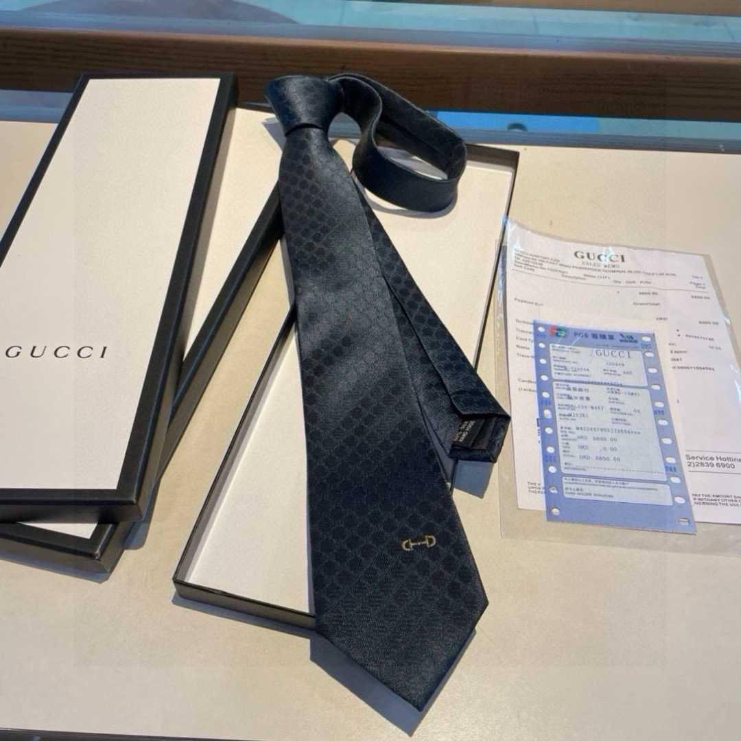 Gucci GG Silk Jacquard Tie - FashionPlug