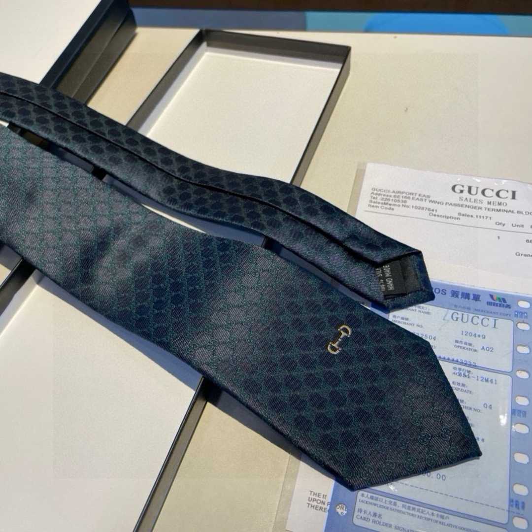 Gucci GG Silk Jacquard Tie - FashionPlug