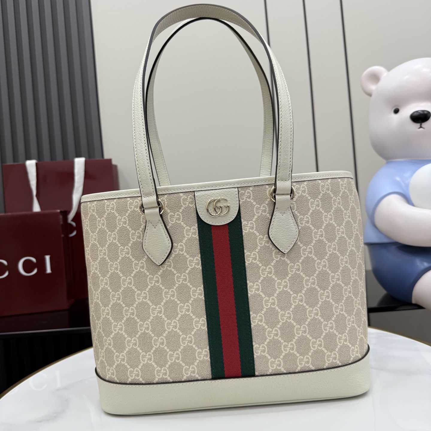 Gucci Ophidia Medium Tote Bag - FashionPlug