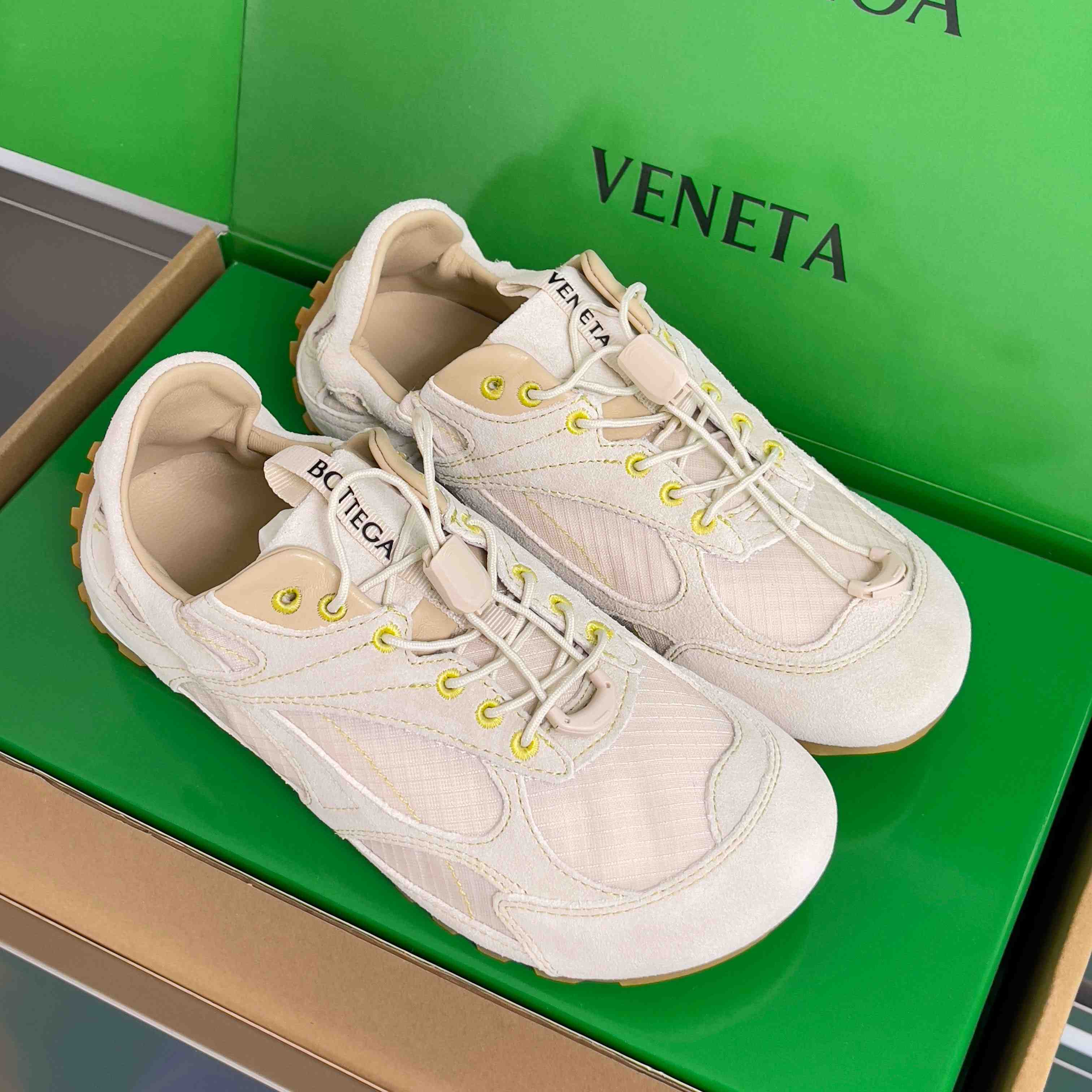 Bottega Veneta Orbit Flash Sneaker - FashionPlug