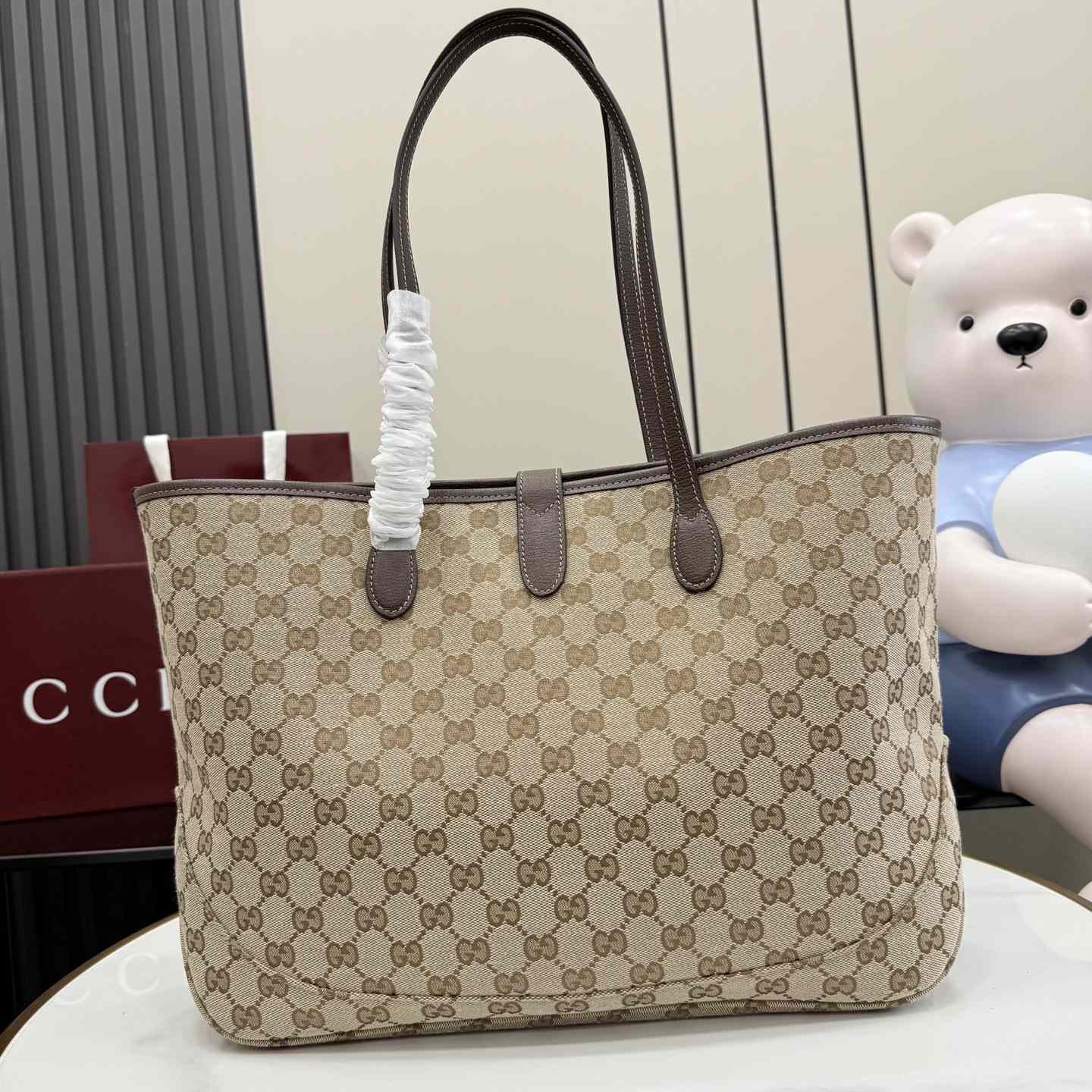 Gucci Jackie Medium Tote Bag - FashionPlug