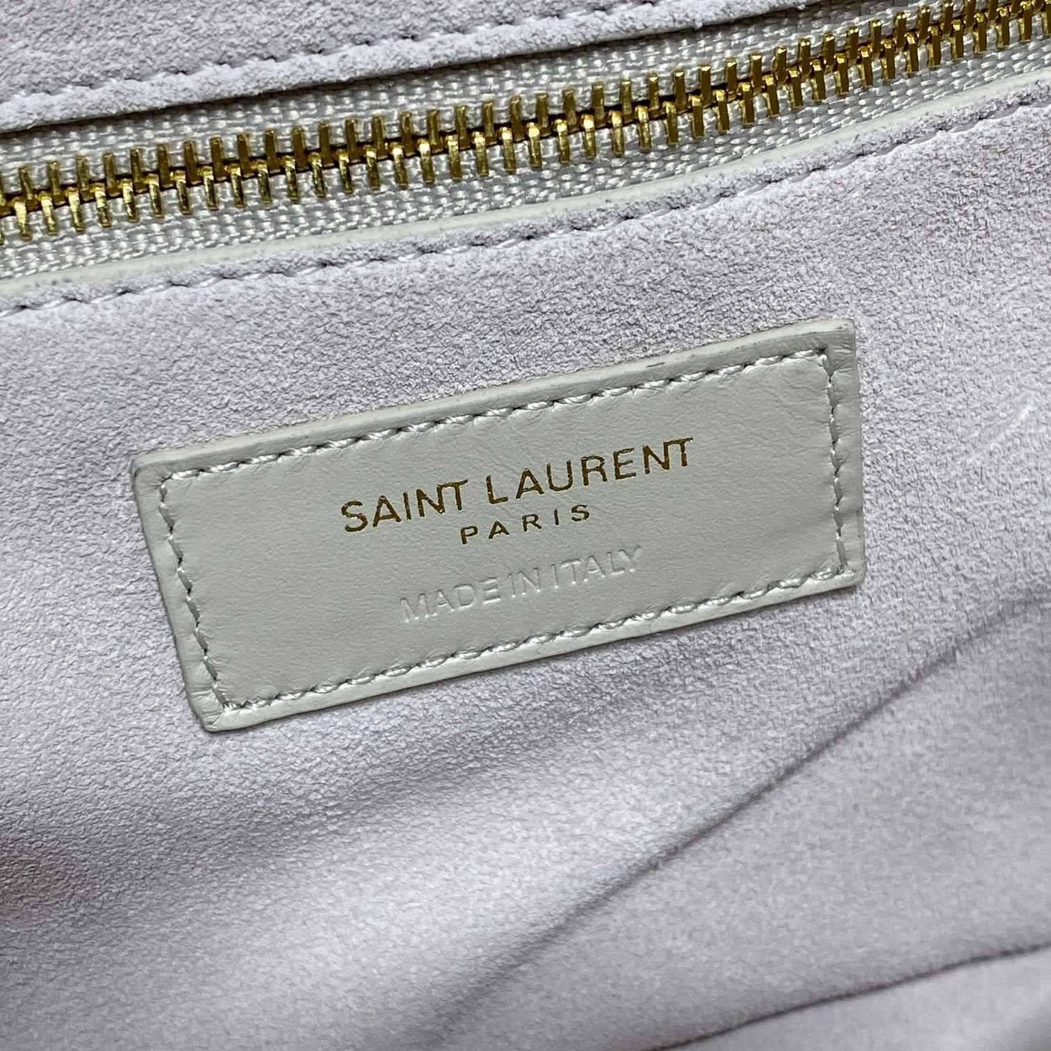 Saint Laurent Le 5 À 7 Hobo Bag 'Crema Soft' - FashionPlug