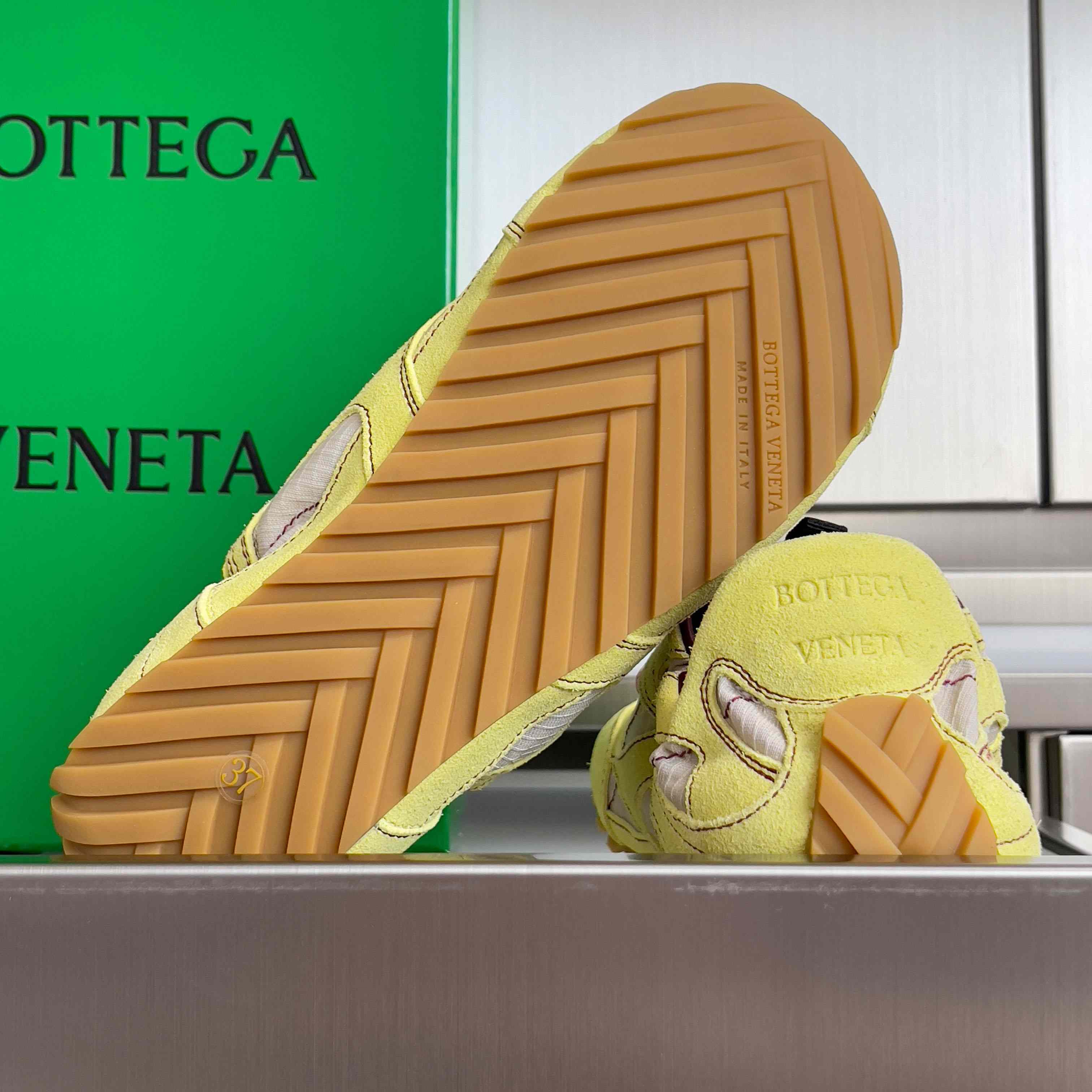 Bottega Veneta Orbit Flash Sneaker - FashionPlug