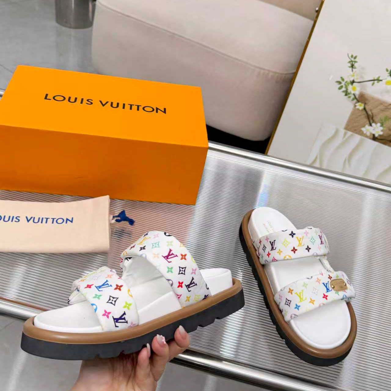 Louis Vuitton LV x TM Pool Pillow Comfort Mule   1AJNEW - FashionPlug