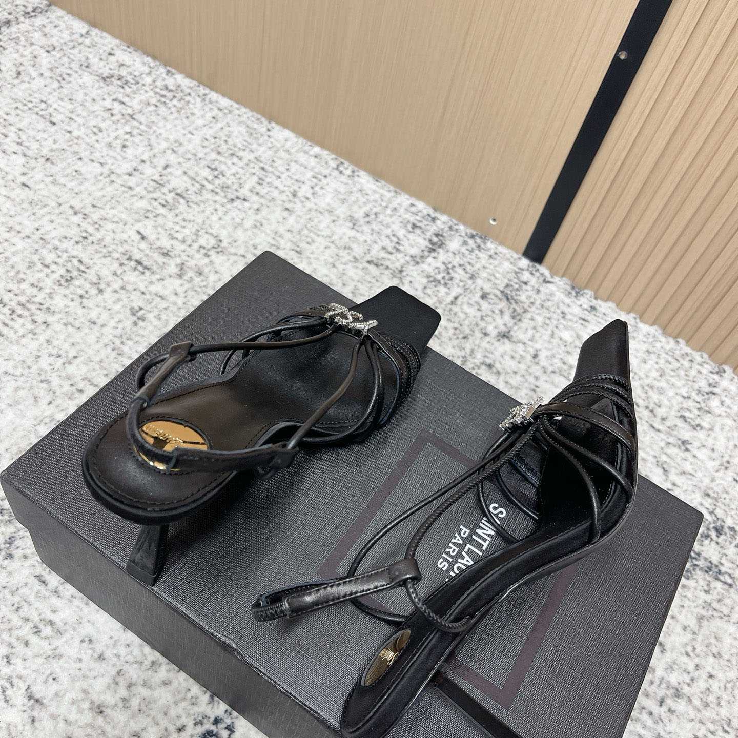 Saint Laurent JERRY Sandals In Smooth Leather - FashionPlug