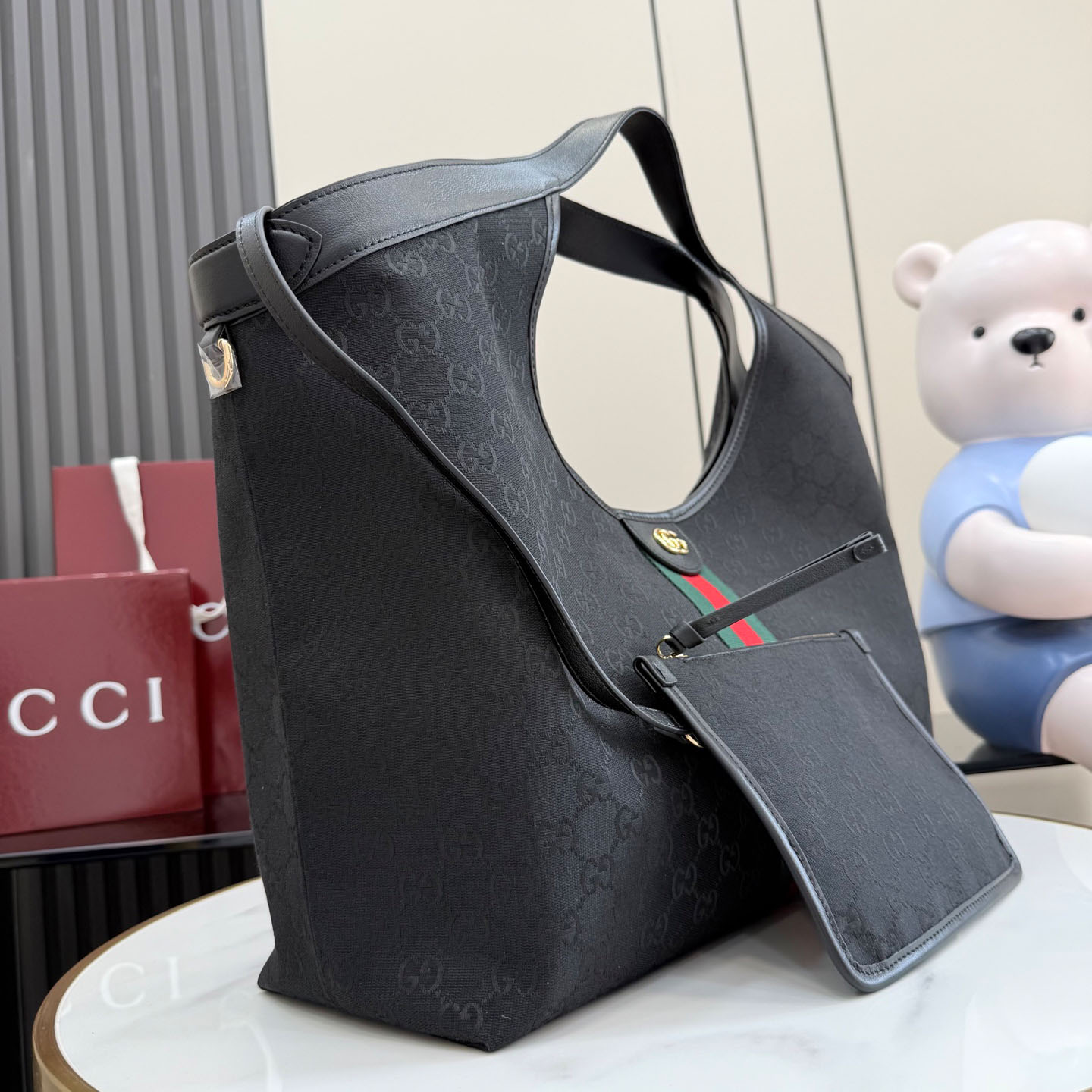 Gucci Giglio Large Tote Bag 853971 - FashionPlug