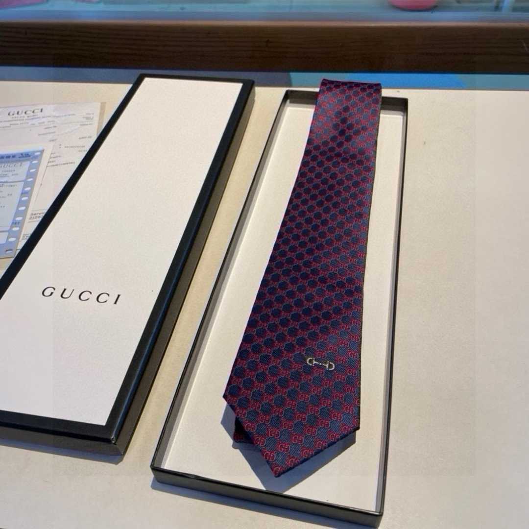 Gucci GG Silk Jacquard Tie - FashionPlug